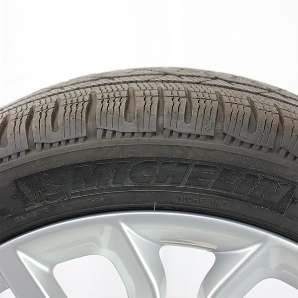 Gebrauchter-Winterkomplettradsatz-Audi-A6-C7-Rosier-Online-Shop-02 Gebrauchter-Winterkomplettradsatz-Audi-A6-C7-Rosier-Online-Shop-02