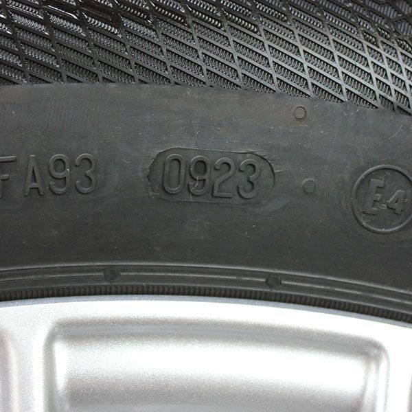 Gebrauchter-Winterkomplettradsatz-Mercedes-Benz-A254-Rosier-Online-Shop-19 Gebrauchter-Winterkomplettradsatz-Mercedes-Benz-A254-Rosier-Online-Shop-19