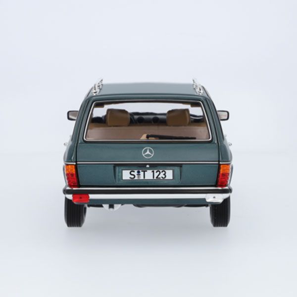 B66040693_mercedes-benz_modellauto_rosier-onlineshop5