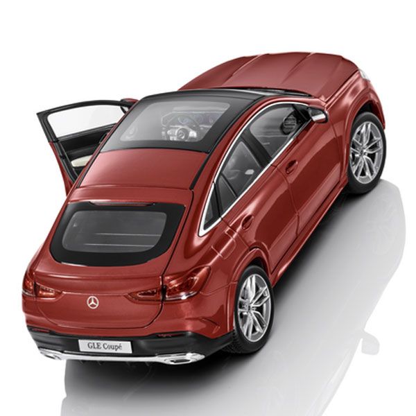 B66960822_mercedes-benz_gle_coupe_modellauto_rosier-onlineshop2
