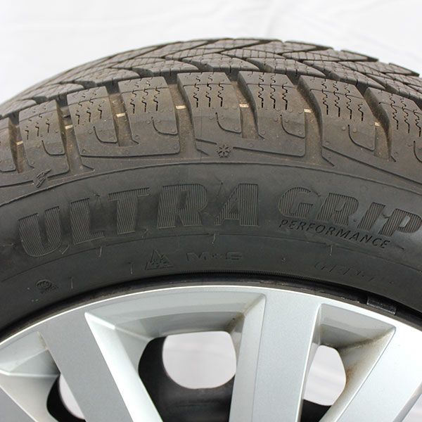 Gebrauchter-Winterkomplettradsatz-VW-Golf8-Rosier-Online-Shop-03 Gebrauchter-Winterkomplettradsatz-VW-Golf8-Rosier-Online-Shop-03