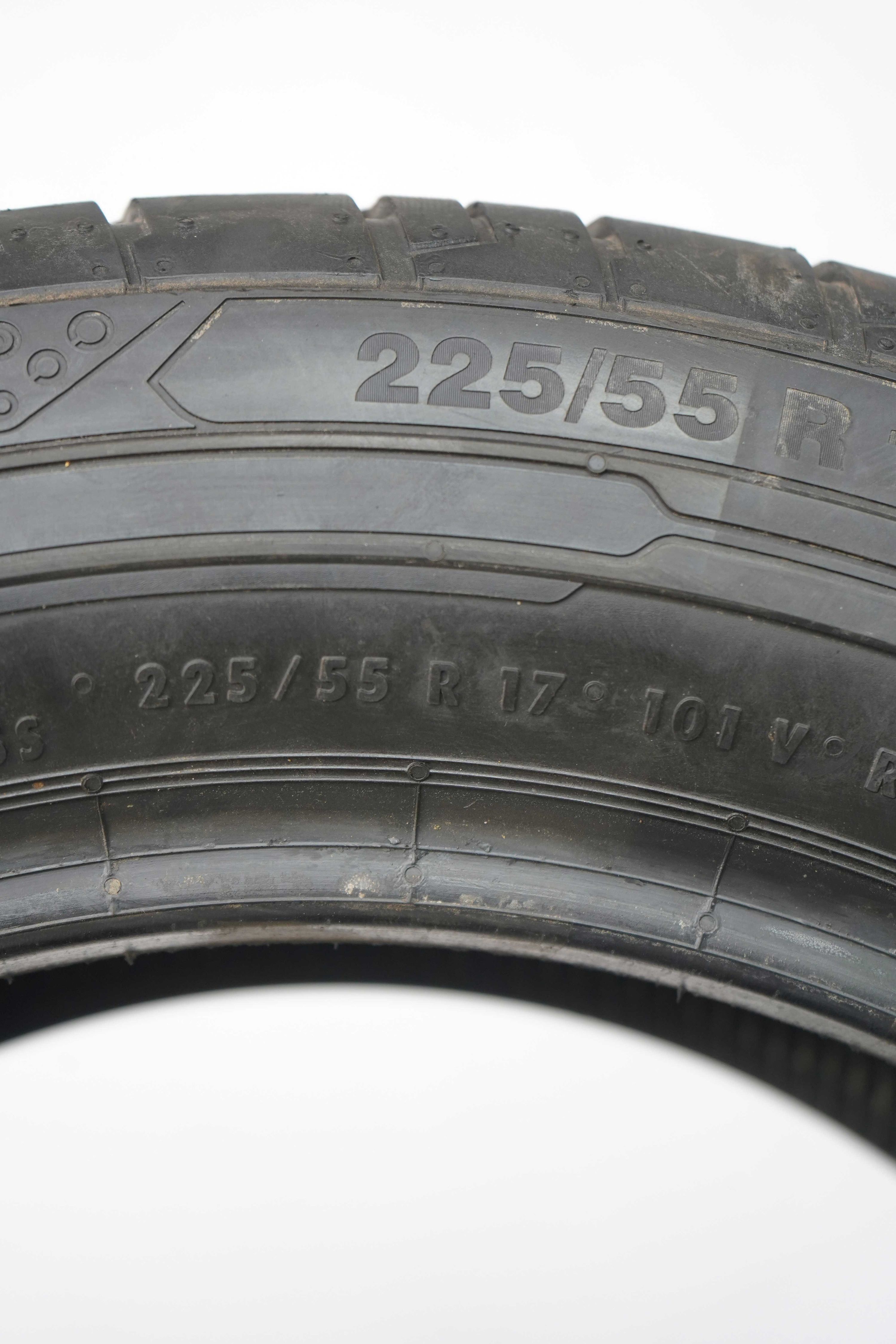 Sommerreifen-Continental-ContiVanContact200-225-55-R17-101V-3