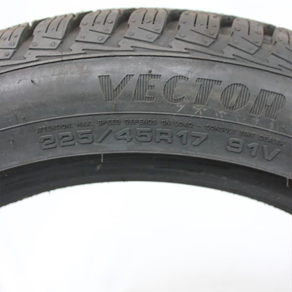 Gebrauchter-Ganzjahresreifen-Goodyear-Vector4SeasonsGen2-Rosier-Online-Shop-03 Gebrauchter-Ganzjahresreifen-Goodyear-Vector4SeasonsGen2-Rosier-Online-Shop-03