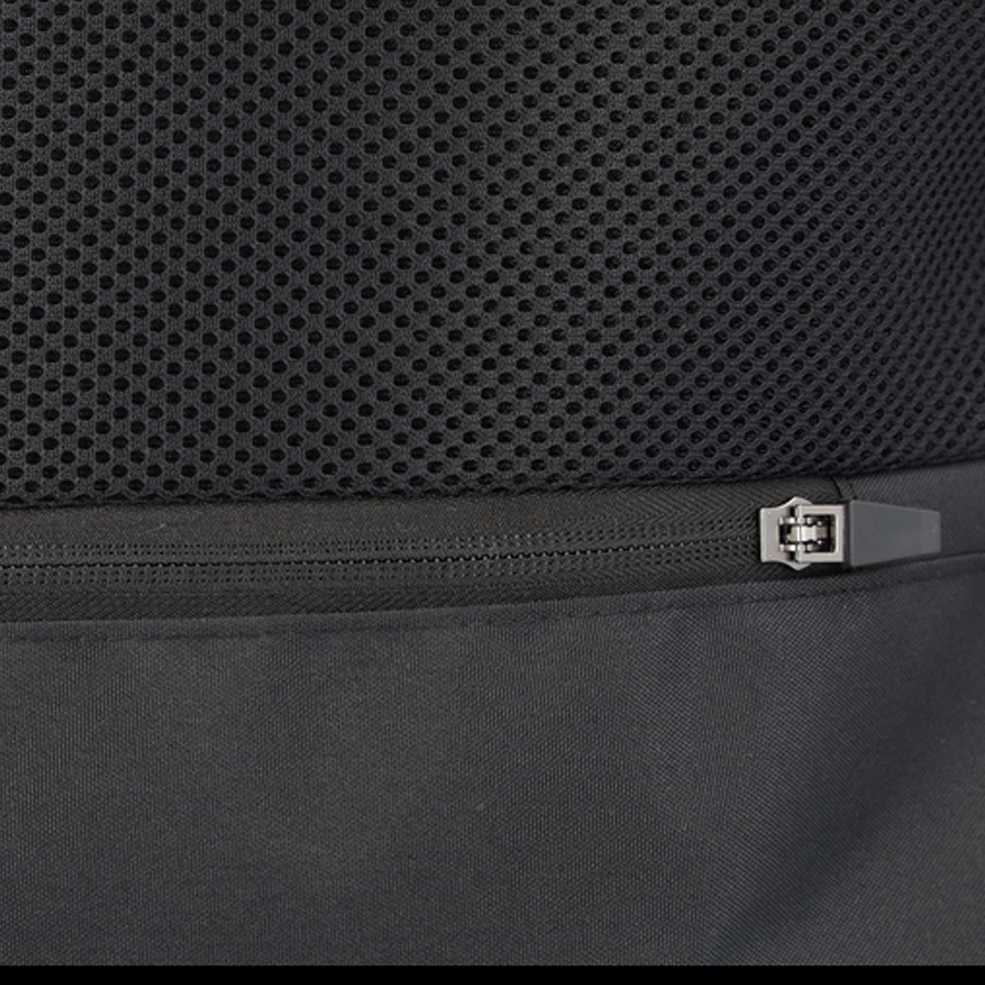B67997896_mercedes-eq_turnbeutel_beutelrucksack_rosier-onlineshop4 B67997896_mercedes-eq_turnbeutel_beutelrucksack_rosier-onlineshop4
