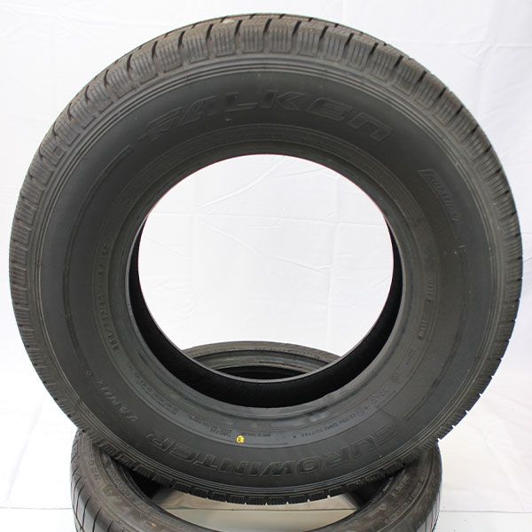 Neuwertiger-Winterreifen-Falken-EuroWinterVan01-Rosier-Online-Shop