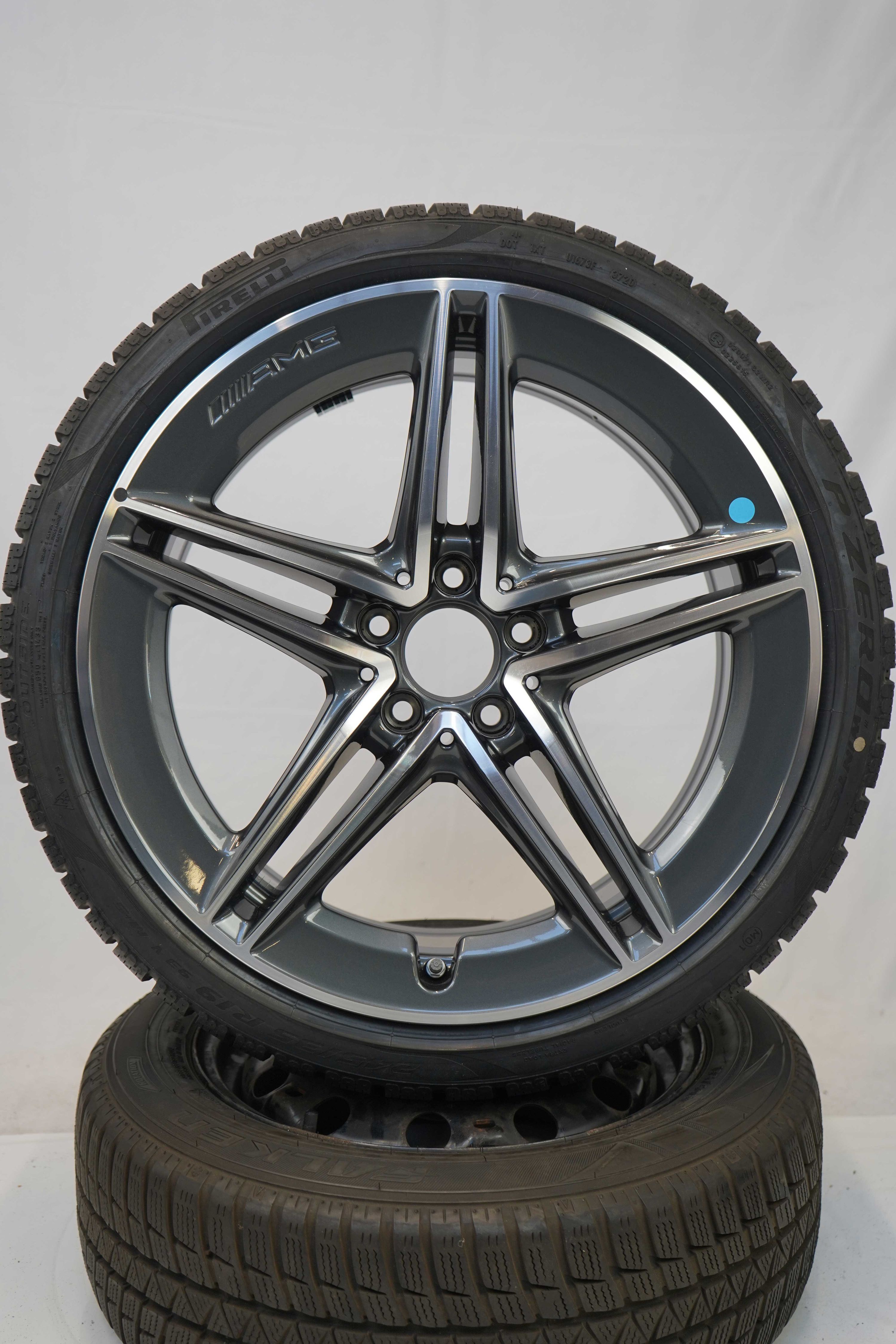 Winterkomplettradsatz-Mercedes-Benz-A177-A-Klasse-A1774012300-Alufelge-Winterreifen-Pirelli-PZEROWinter-245-35-R19-93V-13