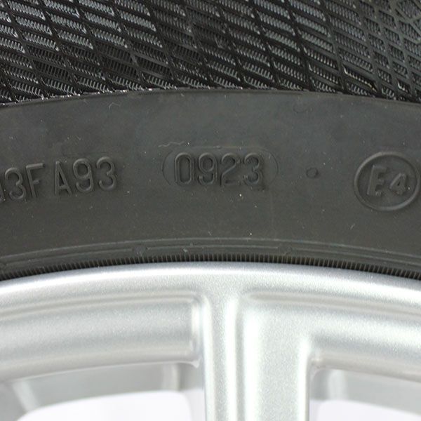 Gebrauchter-Winterkomplettradsatz-Mercedes-Benz-A254-Rosier-Online-Shop-12 Gebrauchter-Winterkomplettradsatz-Mercedes-Benz-A254-Rosier-Online-Shop-12