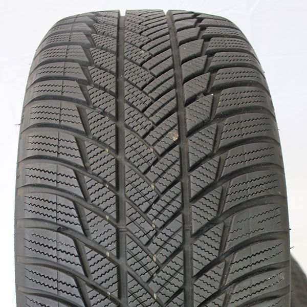 Gebrauchter-Winterreifen-Bridgestone-Blizzak-LM001-Rosier-Online-Shop-05_(1)