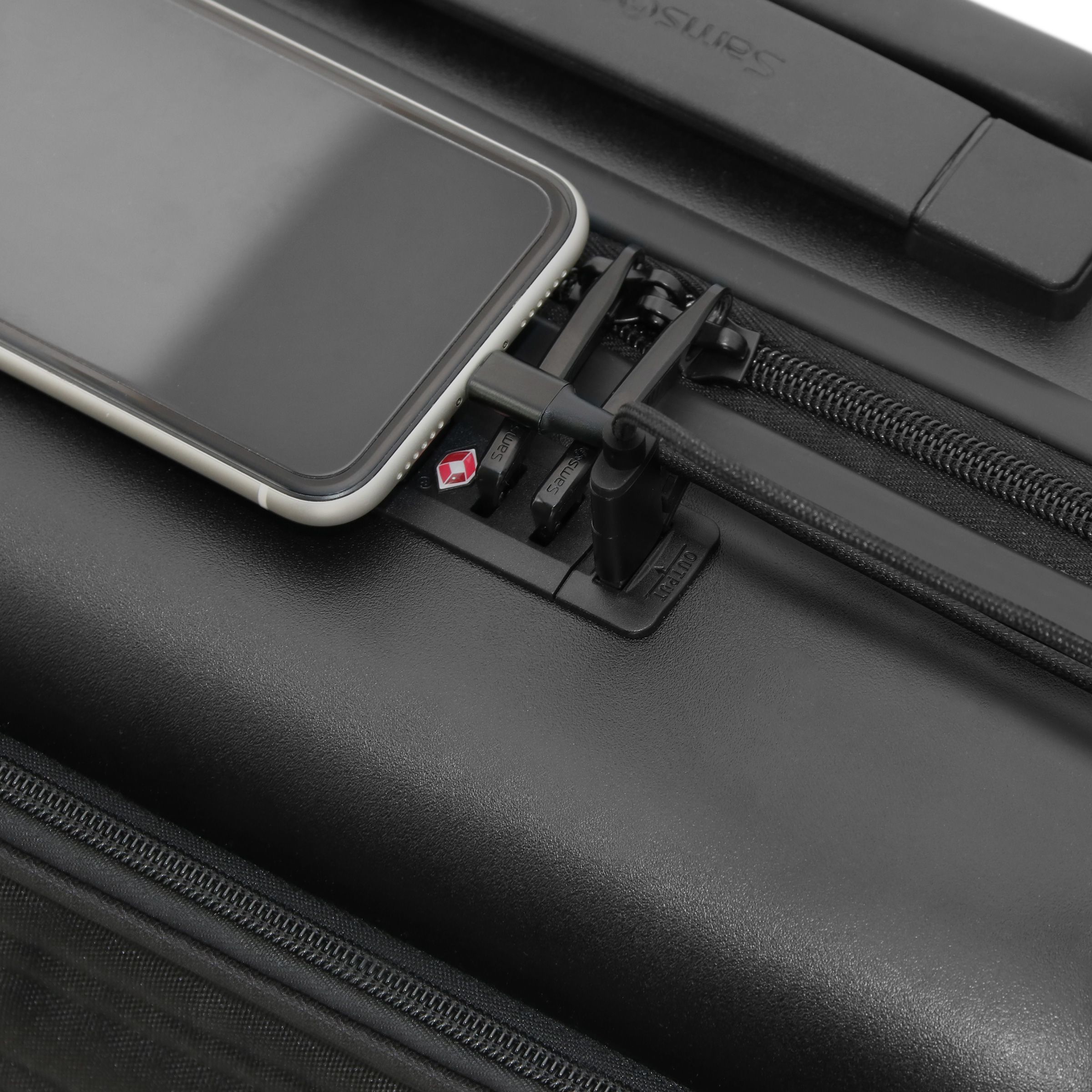 3152100600_audi_bordtrolley_schwar_matt_s_rosier-onlineshop4