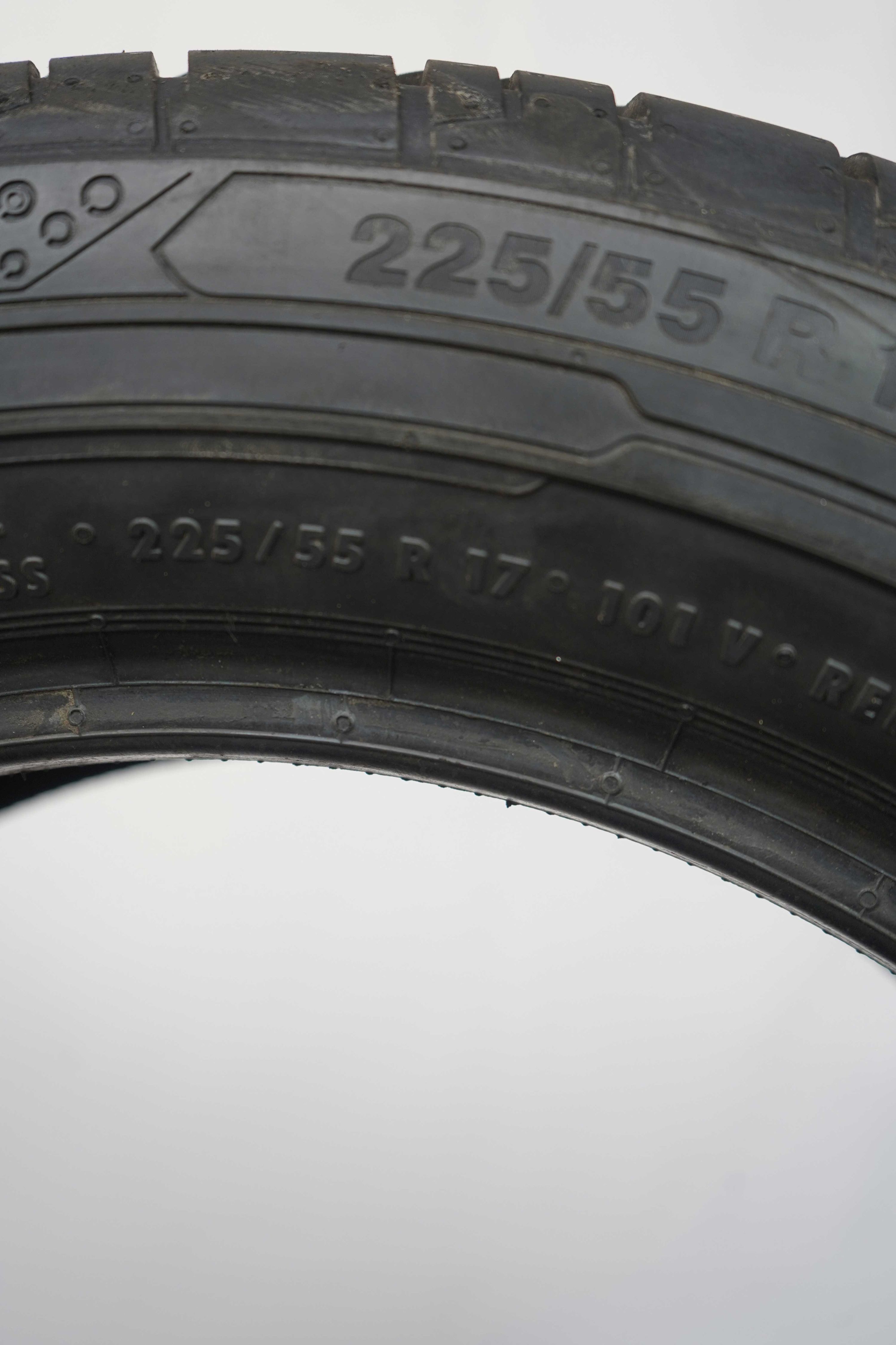 Sommerreifen-Continental-ContiVanContact200-225-55-R17-101V-3_(1)