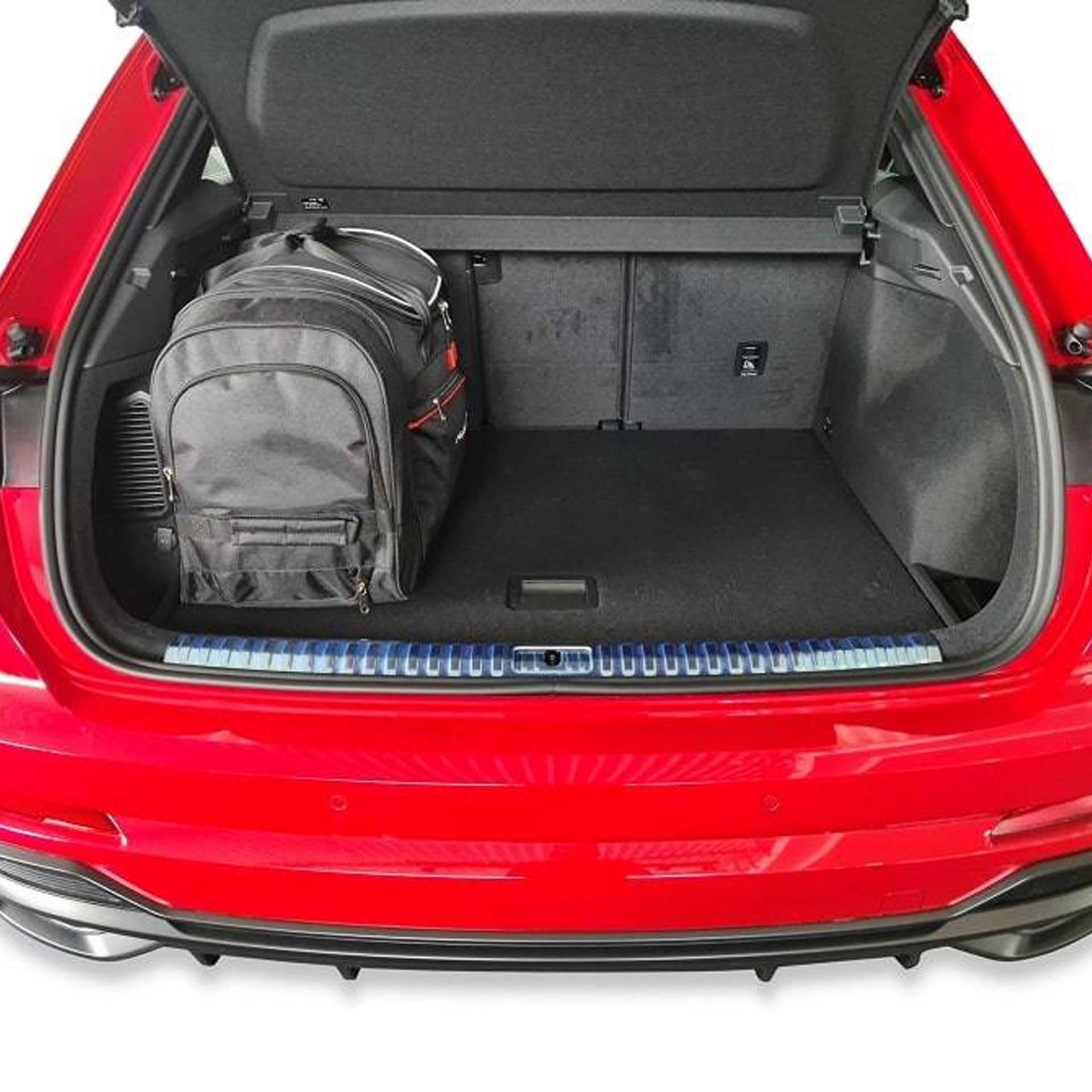 7004100_kjust_kofferraumtaschen-set_audi_q3_plug-in-hybrid_rosier-onlineshop3