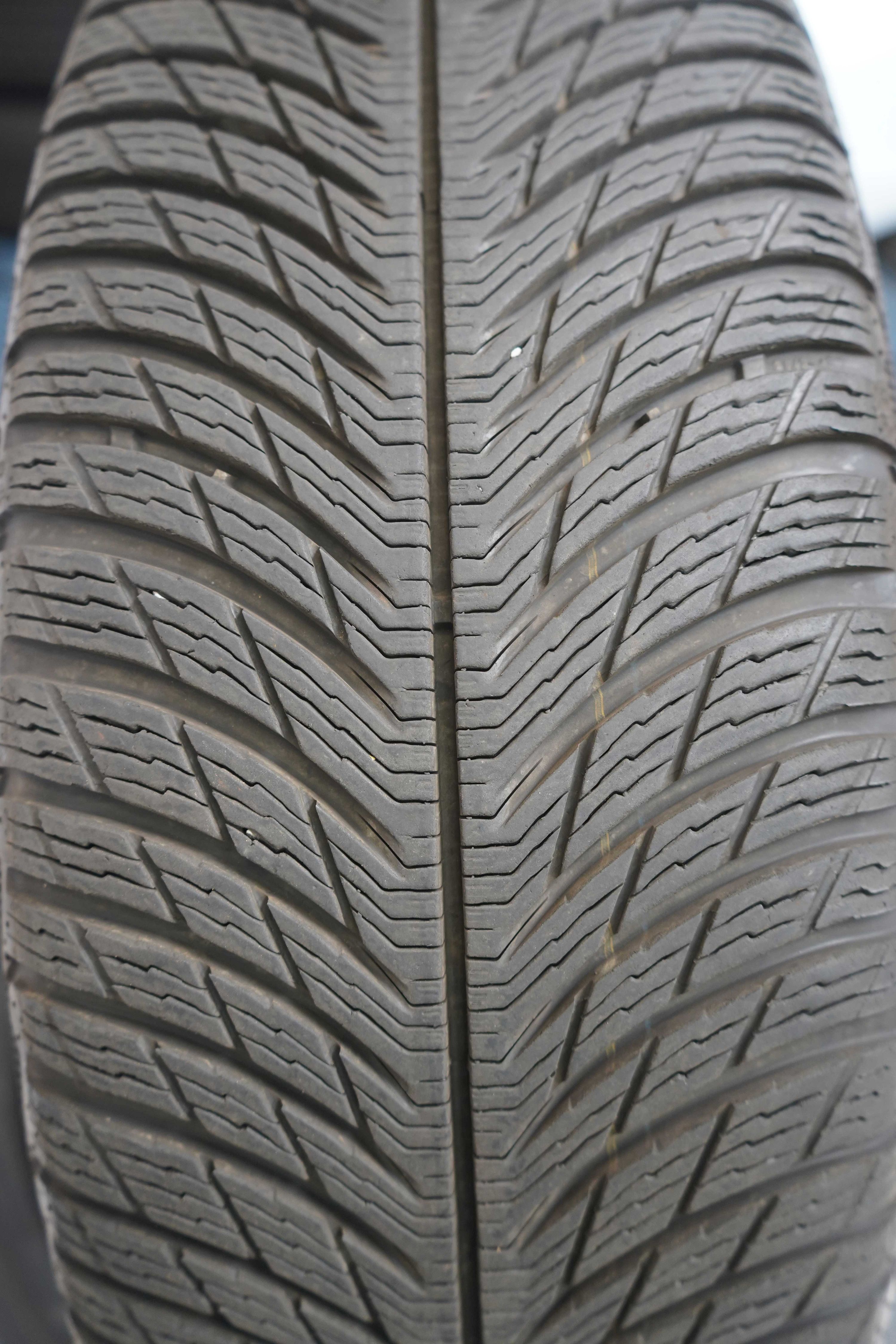 Winterkomplettradsatz-gebraucht-Mercedes-Benz-A177-A-Klasse-A1774011200-3