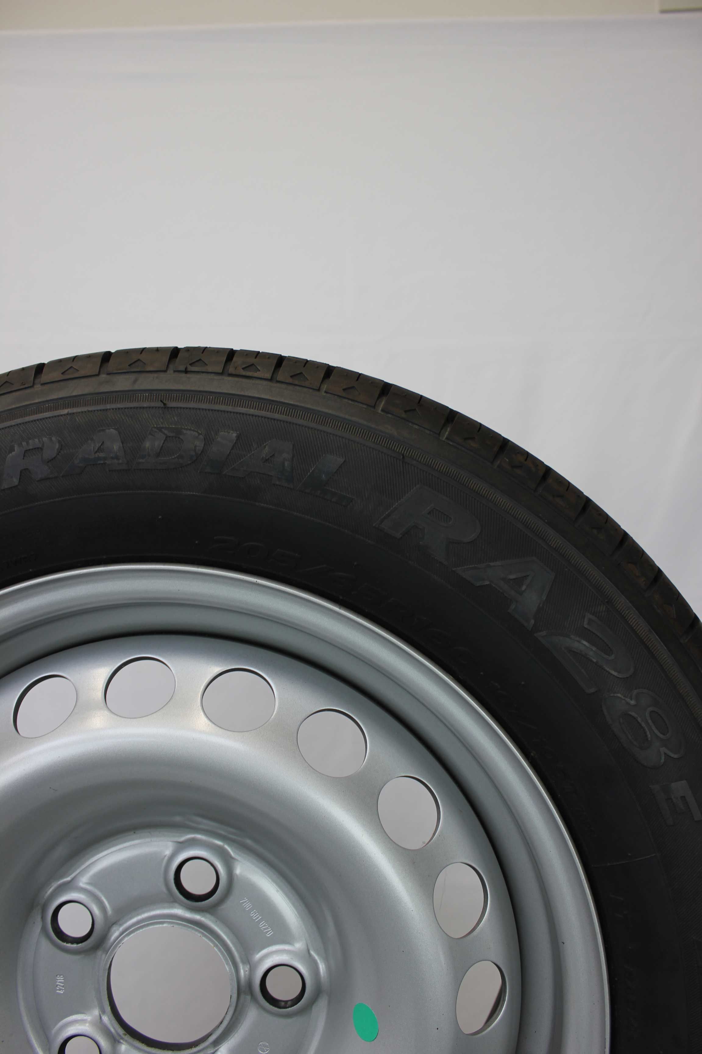 Sommerkomplettradsatz-Volkswagen-7H0-T5-Stahlfelge-16Zoll-7H0601027D-Sommerreifen-Hankook-RadialRA28E-205-65-R16C-107-105T-3