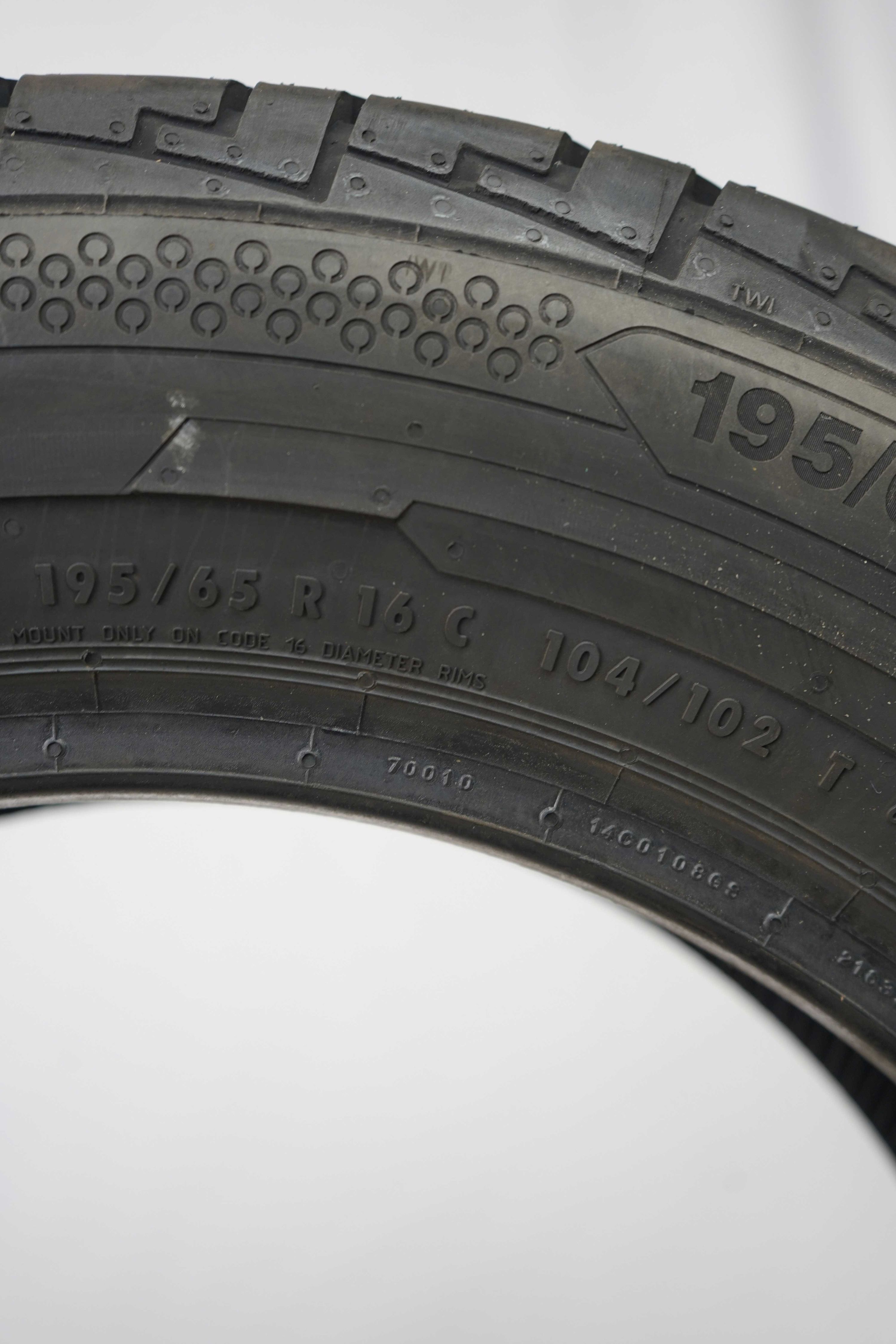 Sommerreifen continental contivancontact100 195 65 r16c 104 102t 3 (6) Sommerreifen continental contivancontact100 195 65 r16c 104 102t 3 (6)