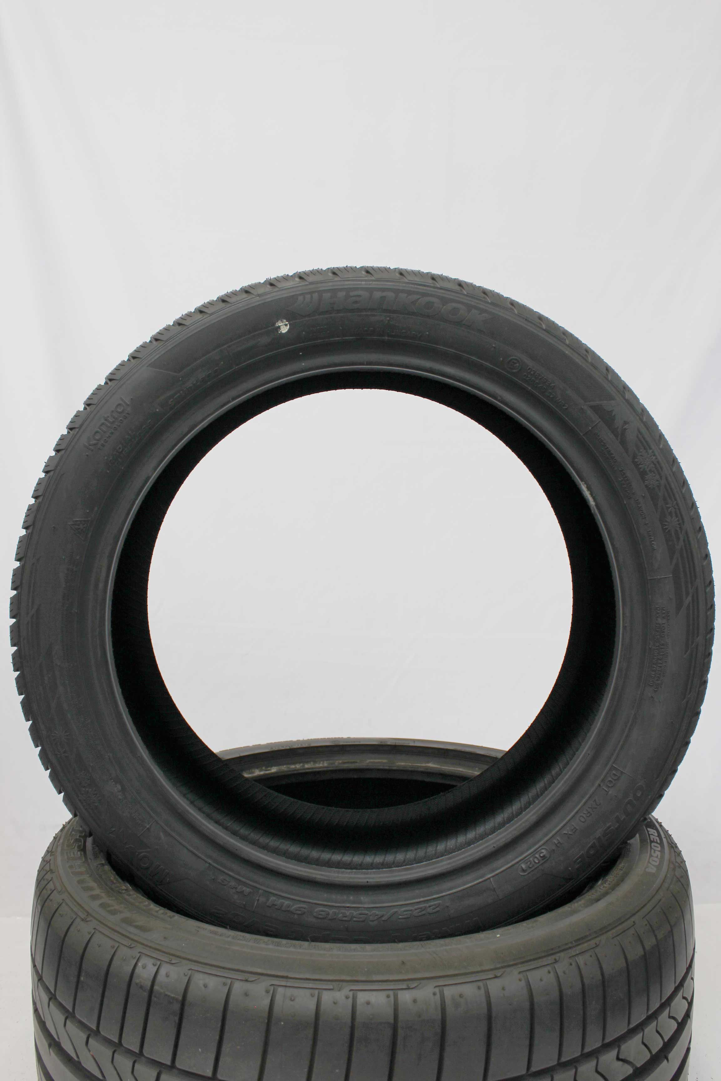 Sommerreifen-Hankook-Winter-iceptevo2-MO-225-45-R18-91H_(1)