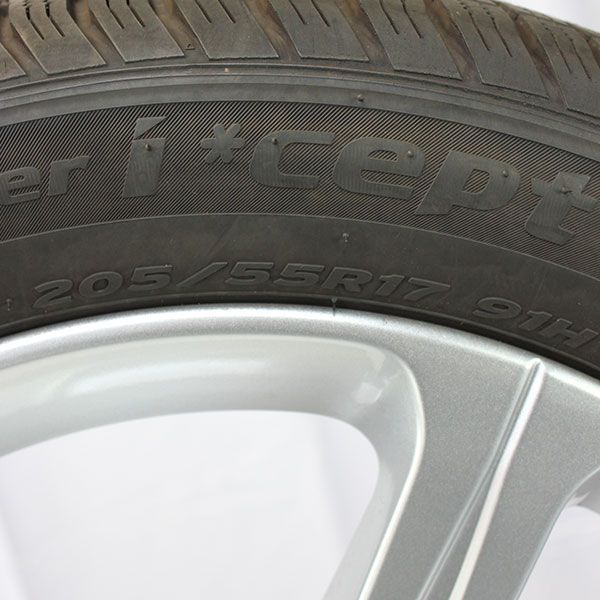 Gebrauchter-Winterkomplettradsatz-Mercedes-Benz-A177-Rosier-Online-Shop-04_(4)