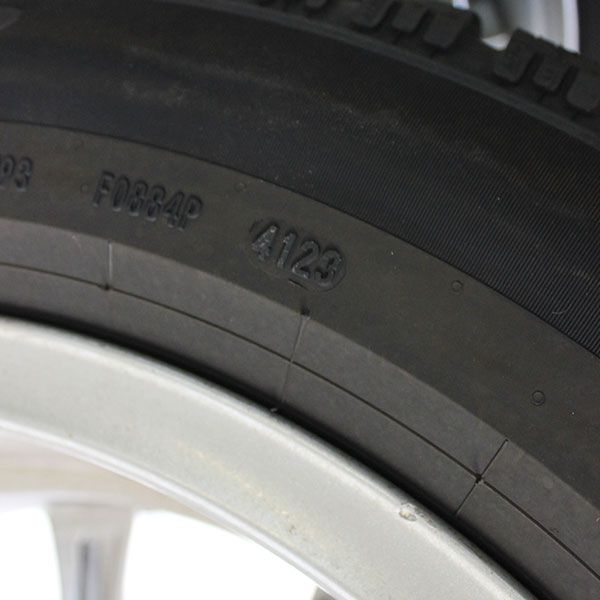 Gebrauchter-Winterkomplettradsatz-Mercedes-Benz-A205-Rosier-Online-Shop-24_(17)