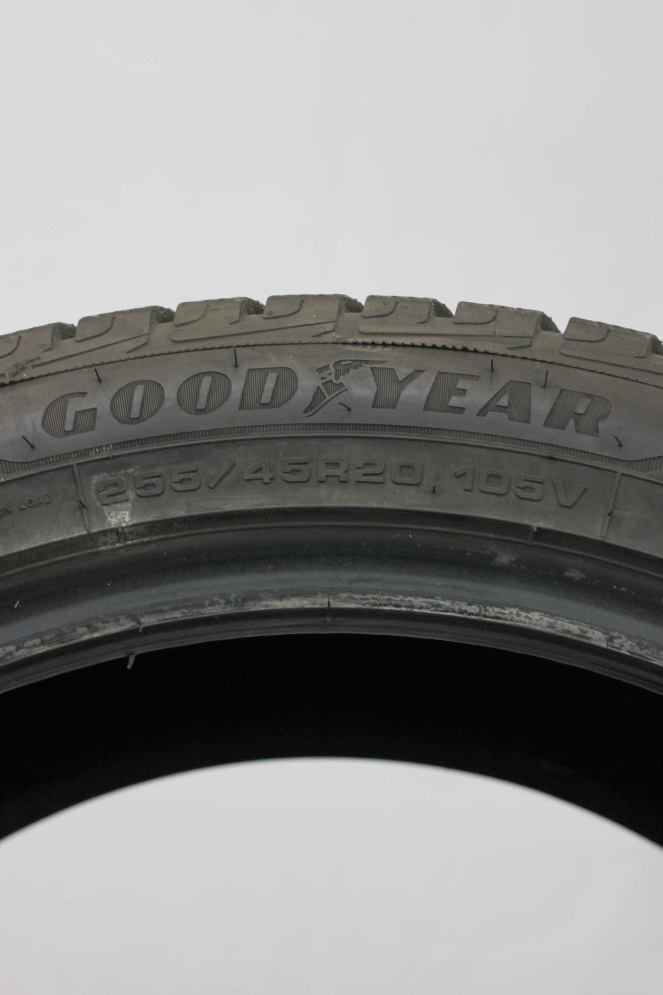 Winterreifen googyear ultragripperformance+ 255 45 r20 105v 1 (1)