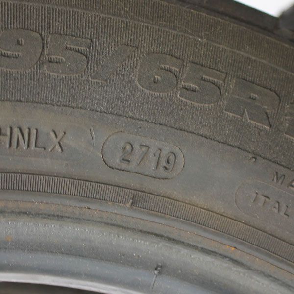 Gebrauchter-Sommerreifen-Michelin-Agilis51-Rosier-Online-Shop-04_(2)