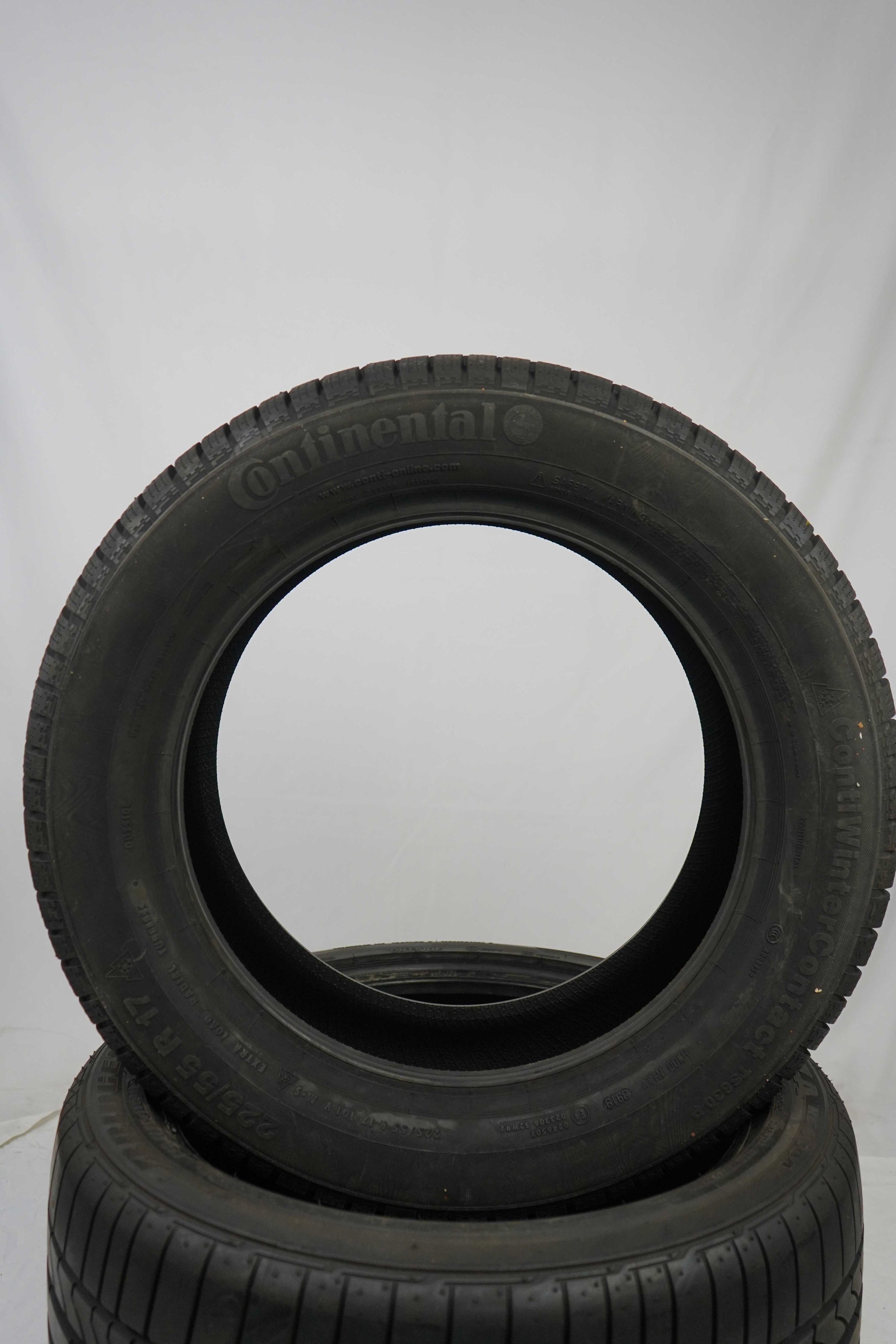 Winterreifen-Continental-ContiWinterContactTS830P-225-55-R17-101V_(1)