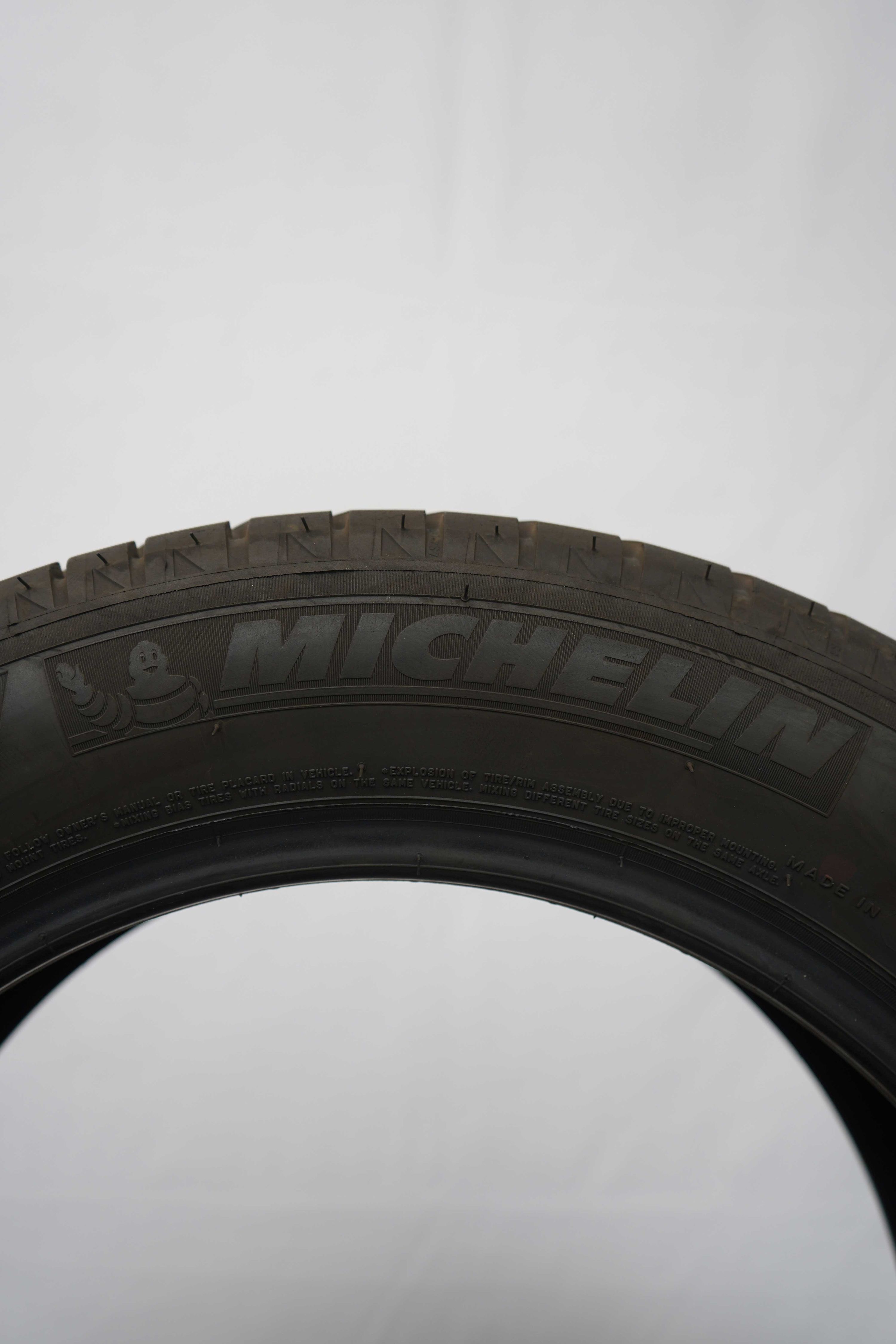 Sommerreifen-Michelin-EnergySaver-205-55-R16-91H-1_(2)