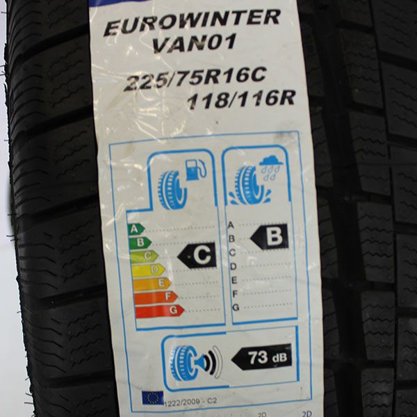 Neuwertiger-Winterreifen-Falken-EuroWinterVan01-Rosier-Online-Shop-07