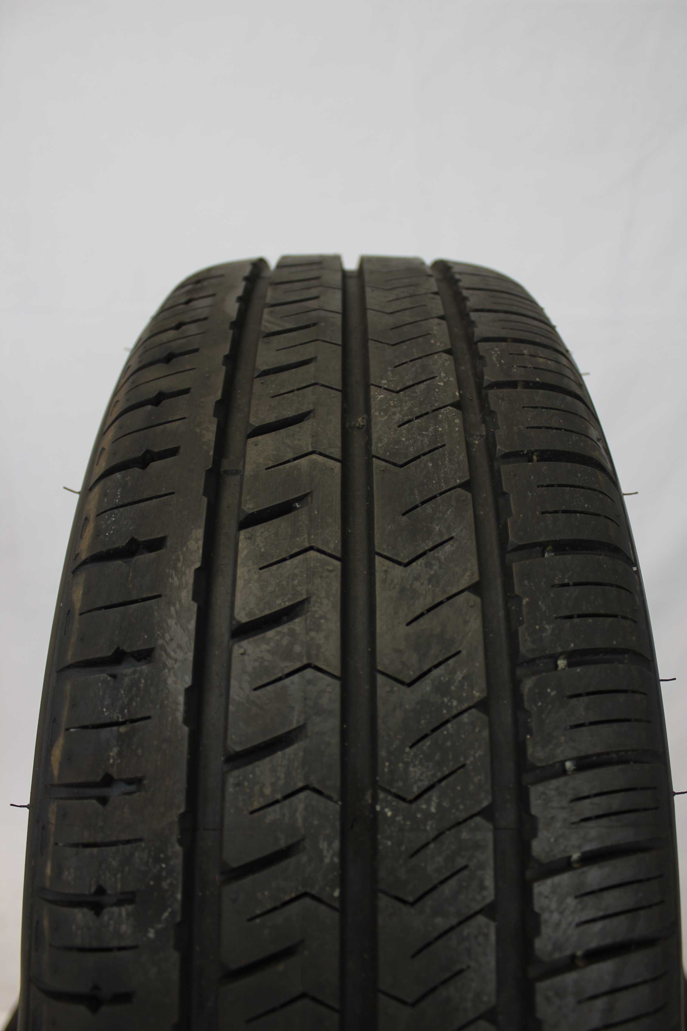 Sommerkomplettradsatz-Volkswagen-7H0-T5-Stahlfelge-16Zoll-7H0601027D-Sommerreifen-Hankook-RadialRA28E-205-65-R16C-107-105T-15