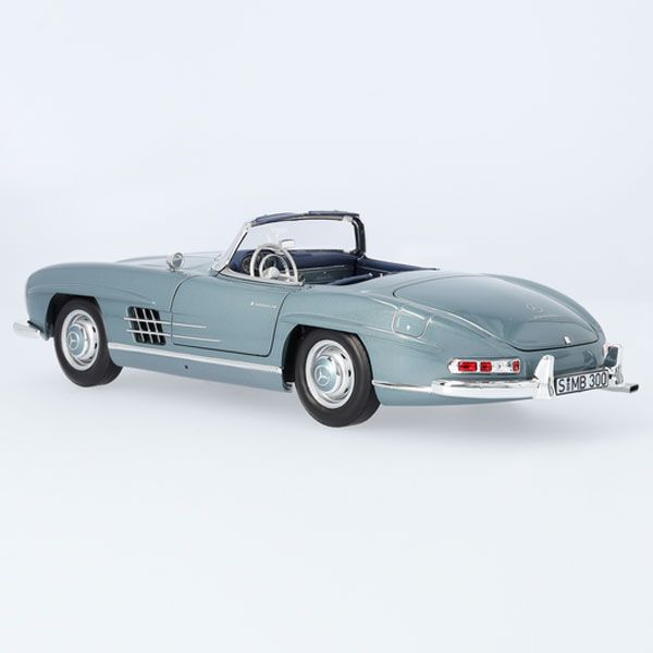 B66040696_mercedes-benz_300_sl_roadster_modellauto_rosier-onlineshop3