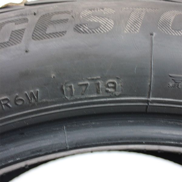 Gebrauchter-Winterreifen-Bridgestone-BlizzakLM32-Rosier-Online-Shop-4