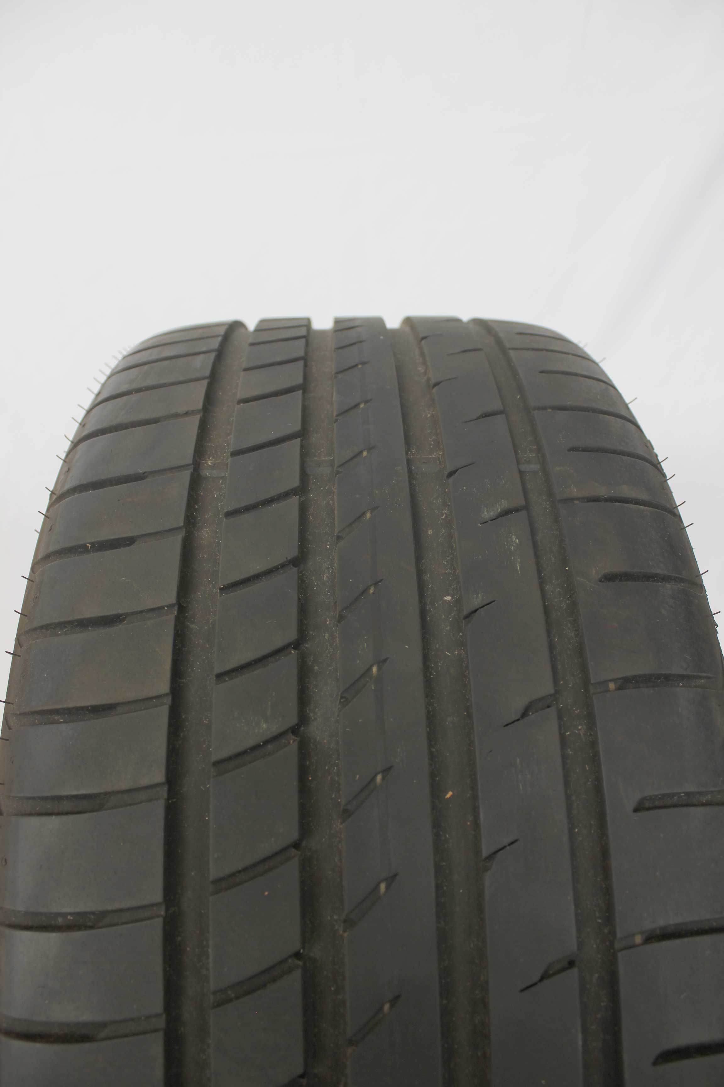 Sommerreifen-Goodyear-EagleF1-Asymmetric2MO-255-40-R18-99Y-XL-5