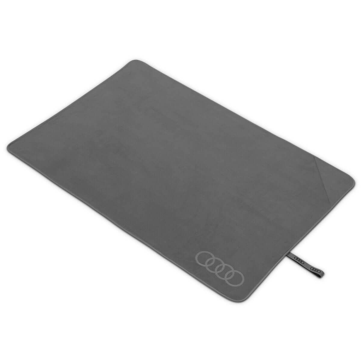 3292500800_audi_fleecedecke-grau_rosier-onlineshop5