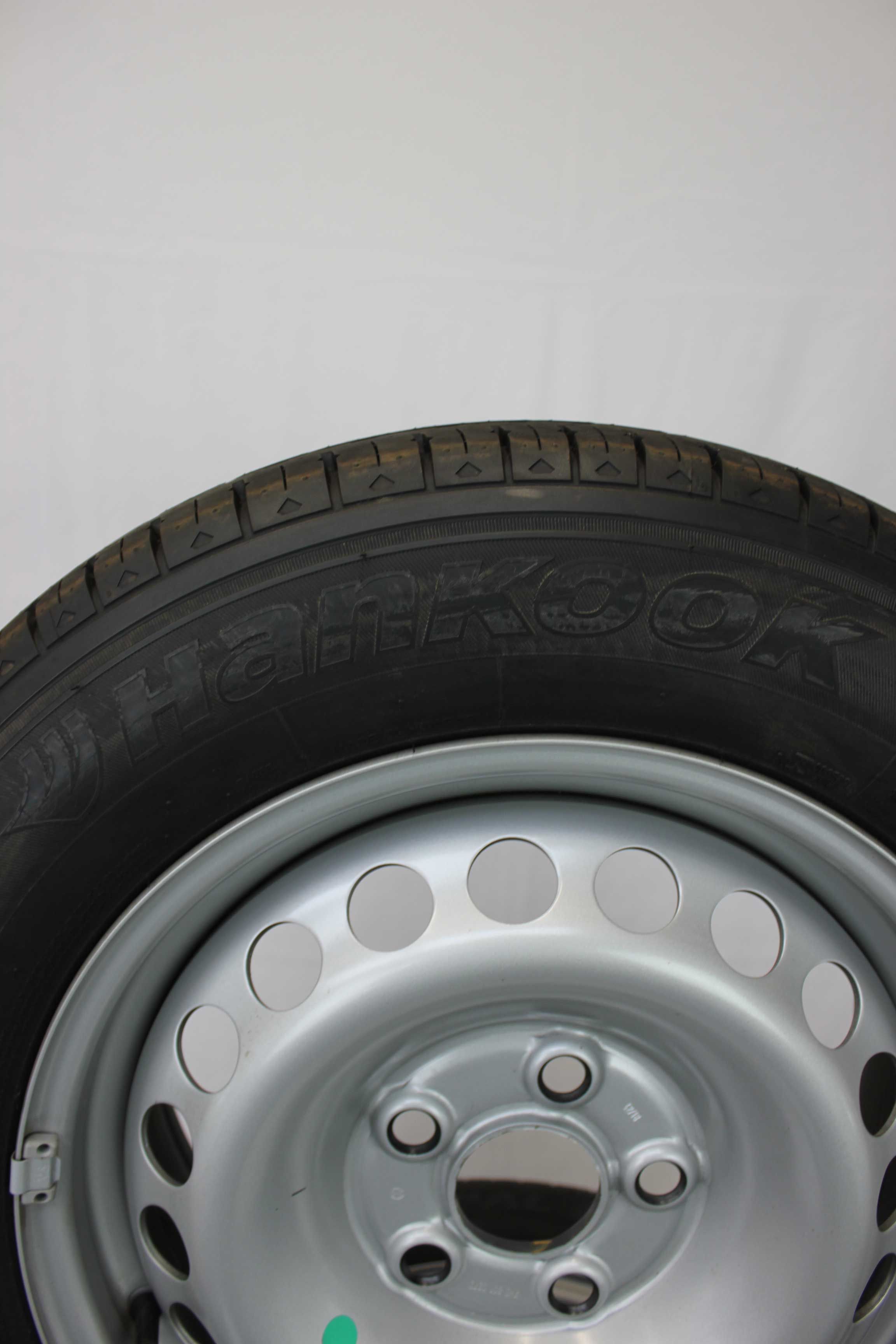 Sommerkomplettradsatz-Volkswagen-7H0-T5-Stahlfelge-16Zoll-7H0601027D-Sommerreifen-Hankook-RadialRA28E-205-65-R16C-107-105T-2