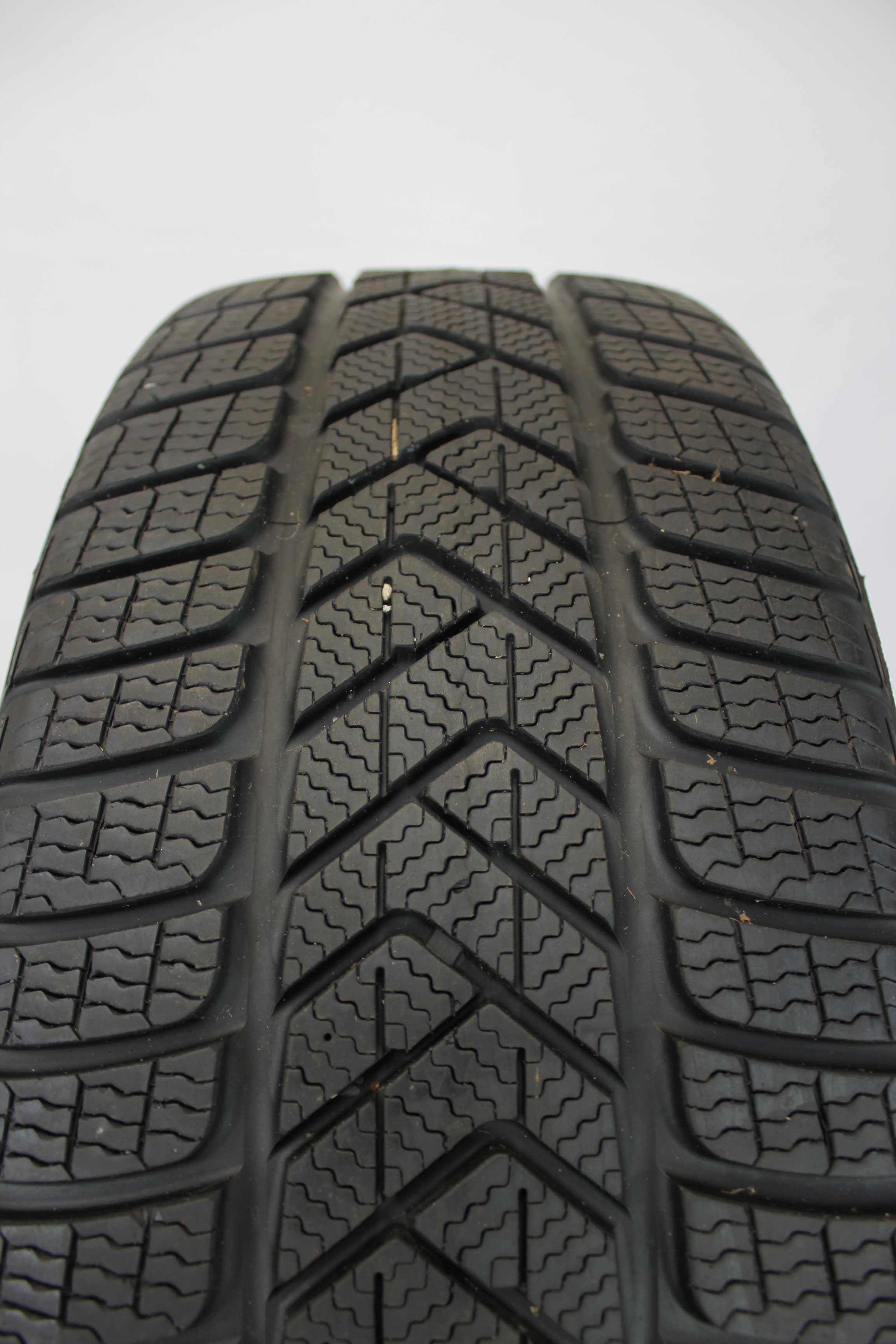 Winterkomplettradsatz-Mercedes-Benz-S-Klasse-A223-Alufelge-19Zoll-A2234014700-Winterreifen-Pirelli-WinterSottozero3MO-255-45-R19-104V-XL-6