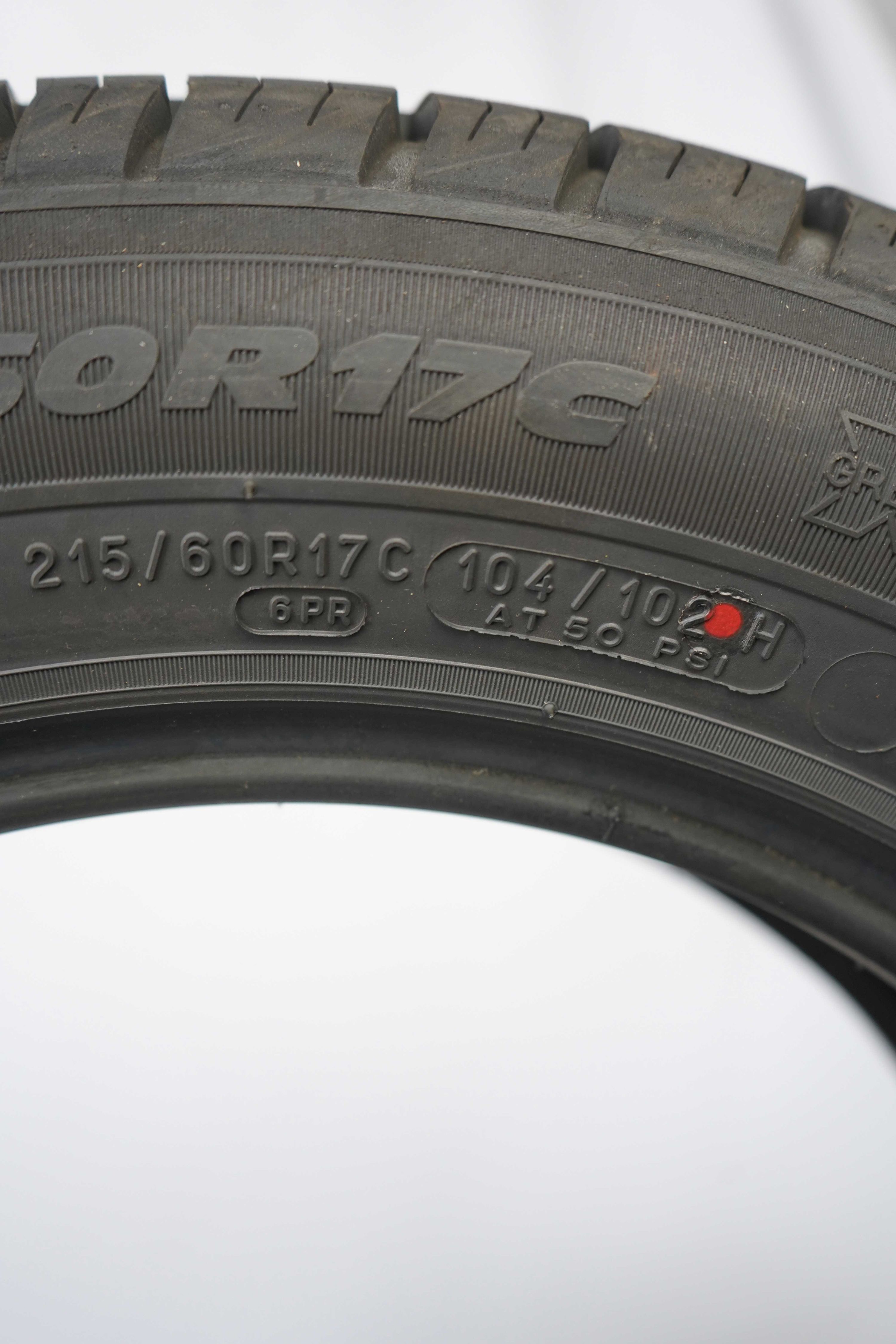 Sommerreifen-Michelin-Agilis-215-60-R17C-104-102H-3