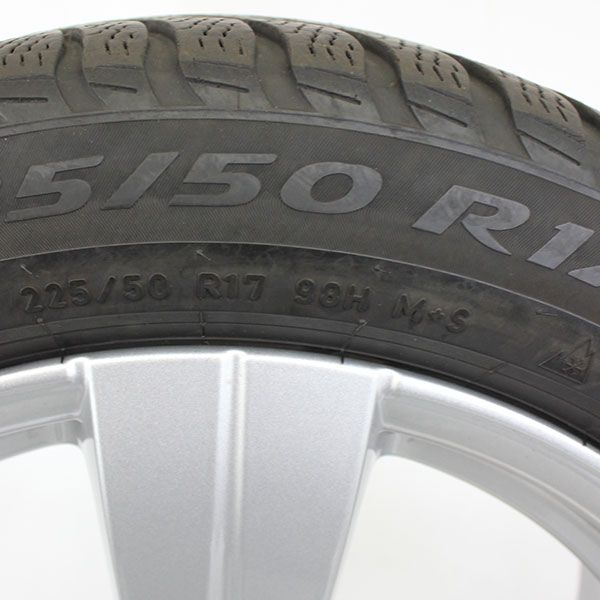 Gebrauchter-Winterkomplettradsatz-Mercedes-Benz-A206-Rosier-Online-Shop-05_(4)