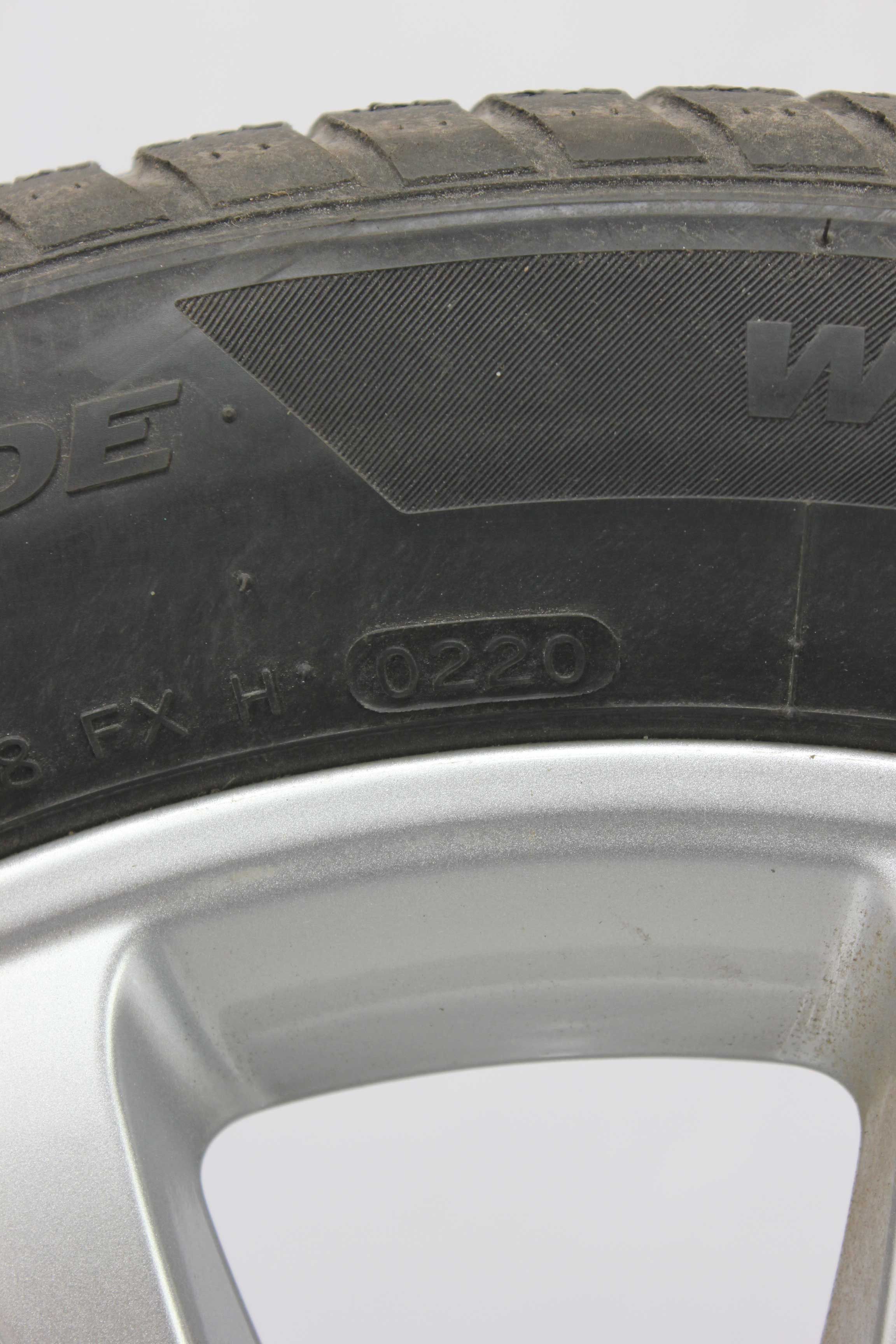 Winterkomplettradsatz-Mercedes-Benz-A-Klasse-A177-Alufelge-17Zoll-A1774010300-Winterreifen-Hankook-Winter-iceptevo2MO-205-55-R17-91H-8