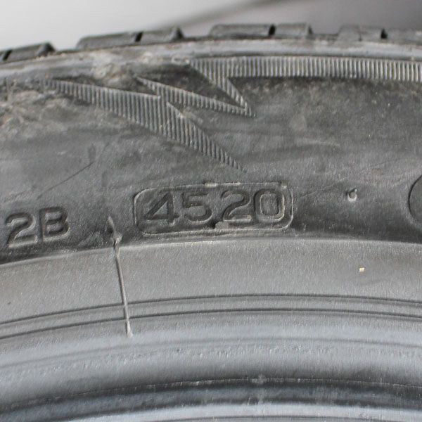 Gebrauchter-Winterreifen-Bridgestone-Blizzak-LM005-Rosier-Online-Shop-05