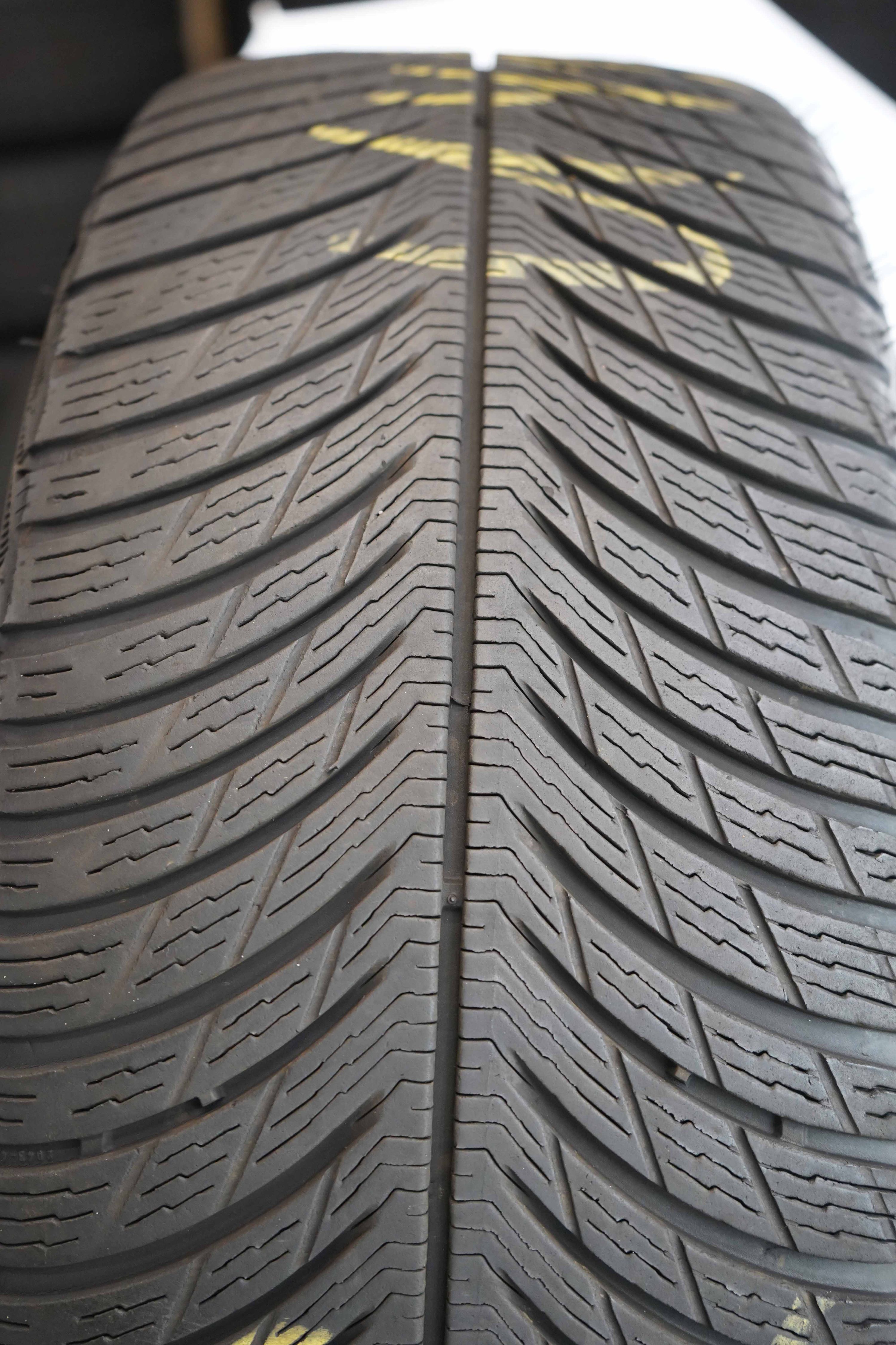 Winterkomplettradsatz-Mercedes-Benz-A177-A-Klasse-A35-AMG-A1774014000-AMG-18-Zoll-Michelin-gebraucht-6 Winterkomplettradsatz-Mercedes-Benz-A177-A-Klasse-A35-AMG-A1774014000-AMG-18-Zoll-Michelin-gebraucht-6