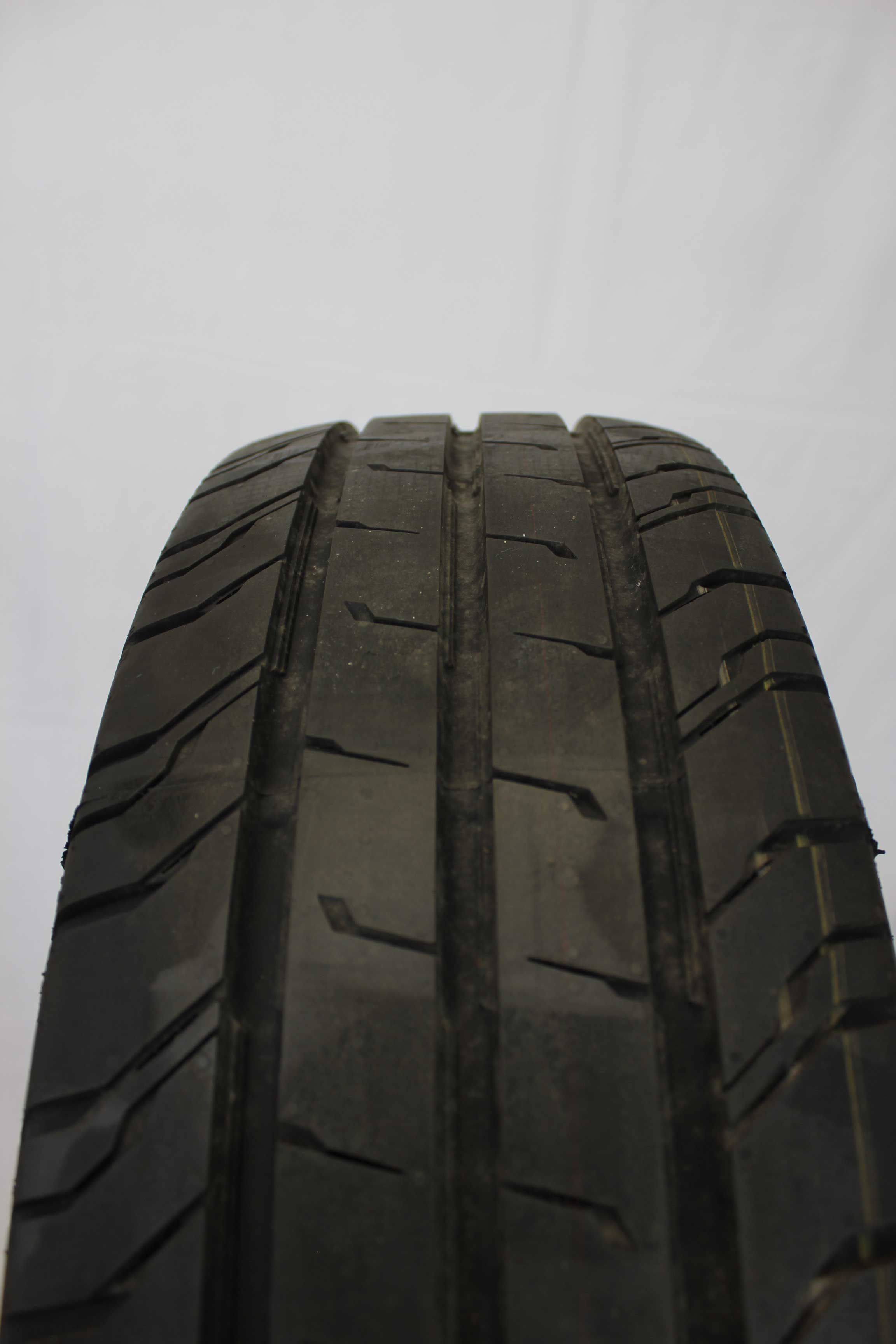 Sommerkomplettradsatz-Volkswagen-2N0-Crafter-Stahlfelge-16Zoll-2N0601027L-Sommerreifen-Continental-ContiVanContact200-205-75-R16C-113-111R-9_(3)