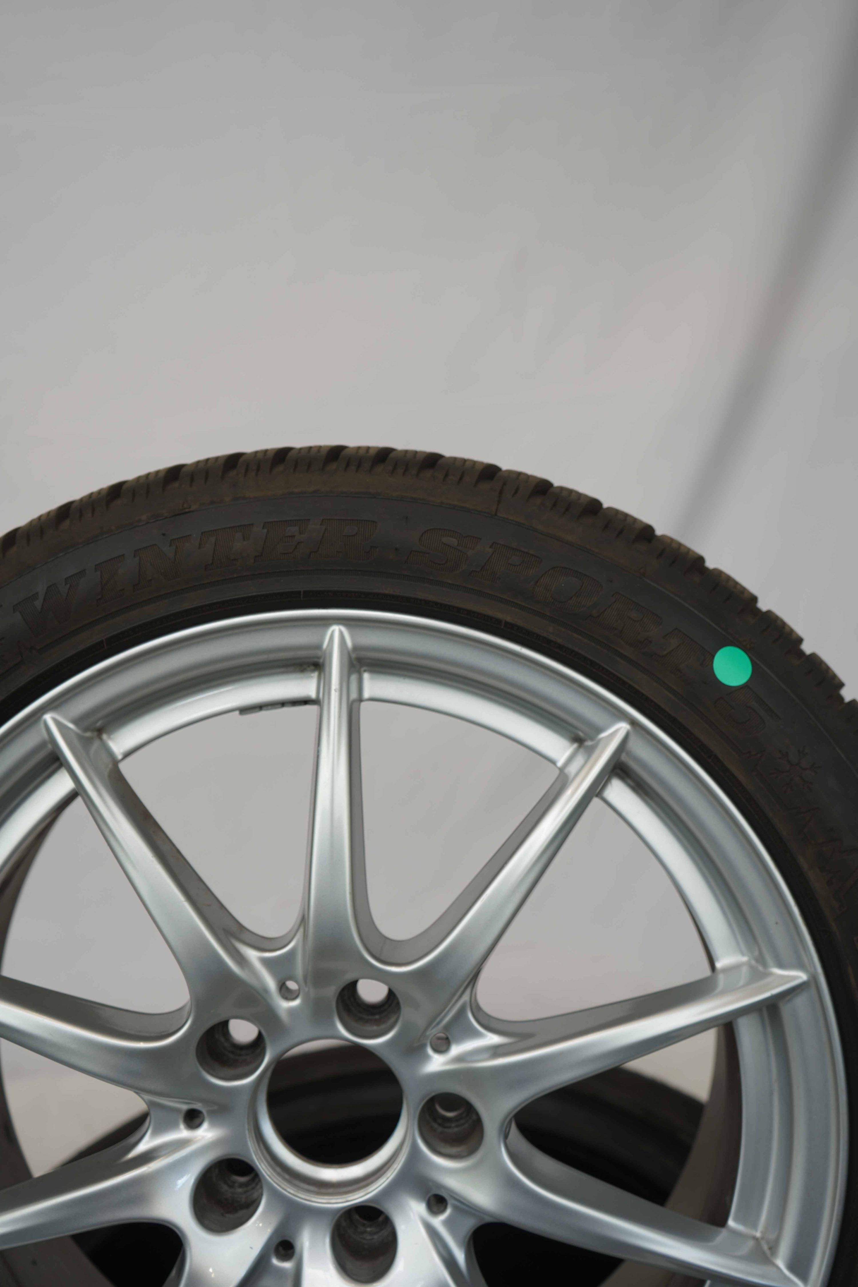 Winterkomplettradsatz-Mercedes-Benz-A176-A-Klasse-A246-B-Klasse-C117-X117-CLA-A2464010102-Dunlop-1