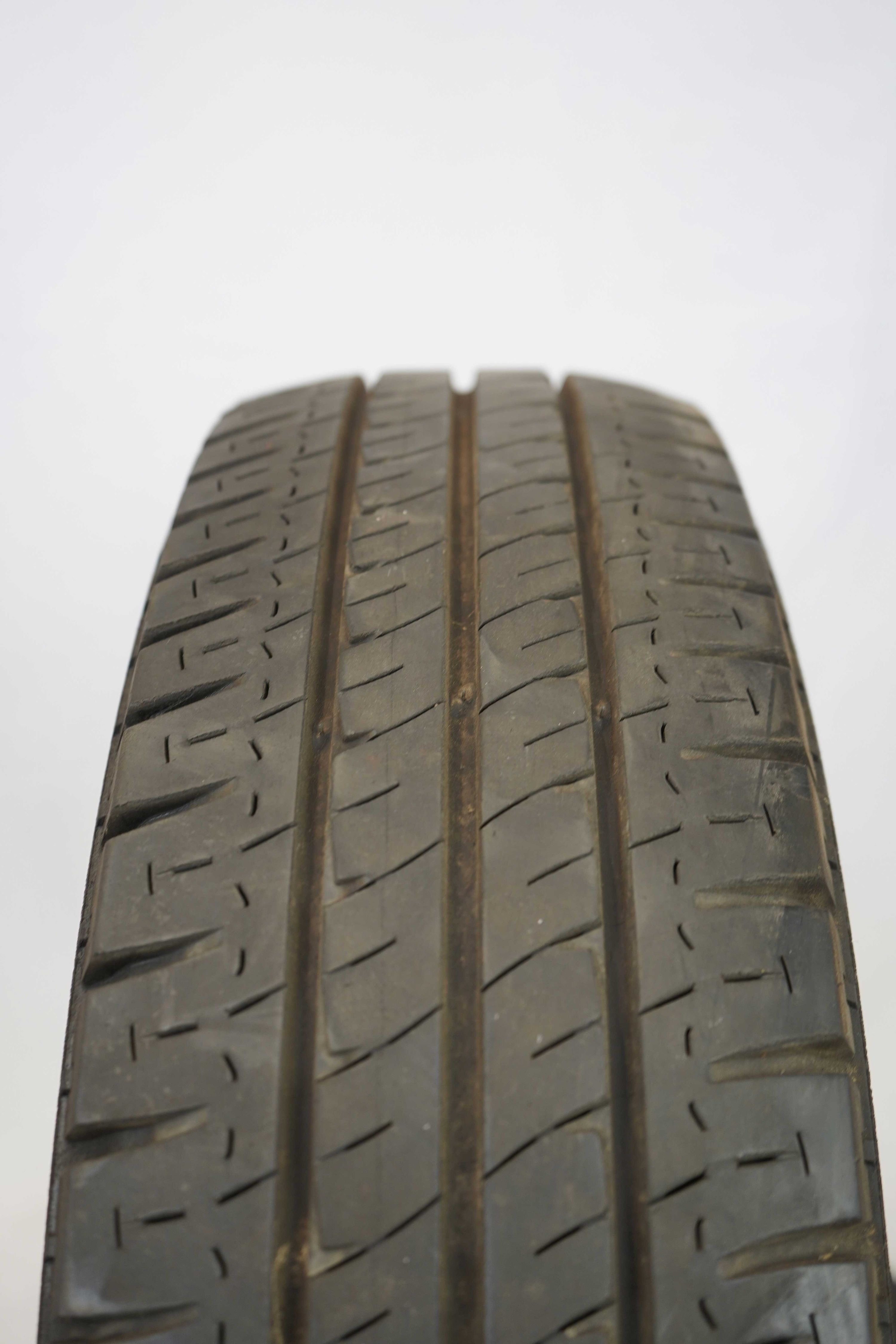 Sommerreifen michelin agilis 205 75 r16c 110 108r 5 (3) Sommerreifen michelin agilis 205 75 r16c 110 108r 5 (3)