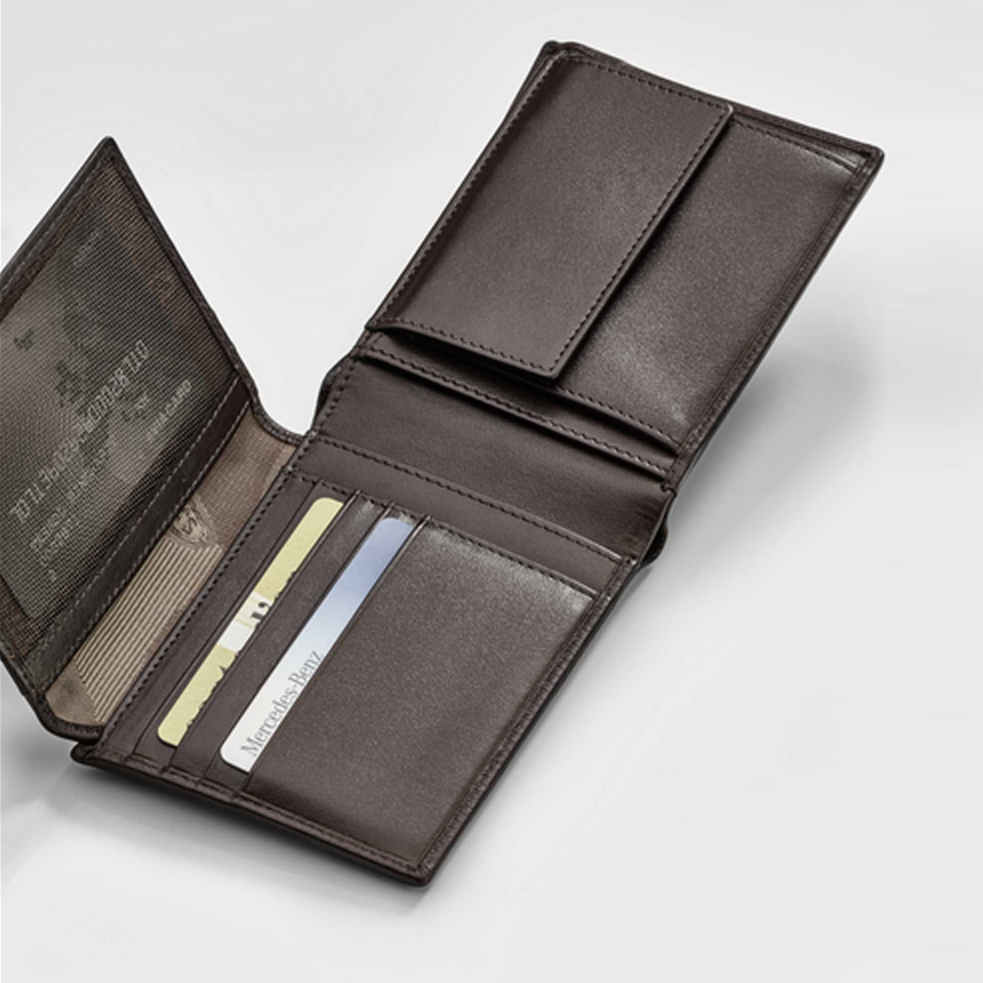 B66042014_mercedes-benz_geldboerse_dunkelbraun_rosier-onlineshop2