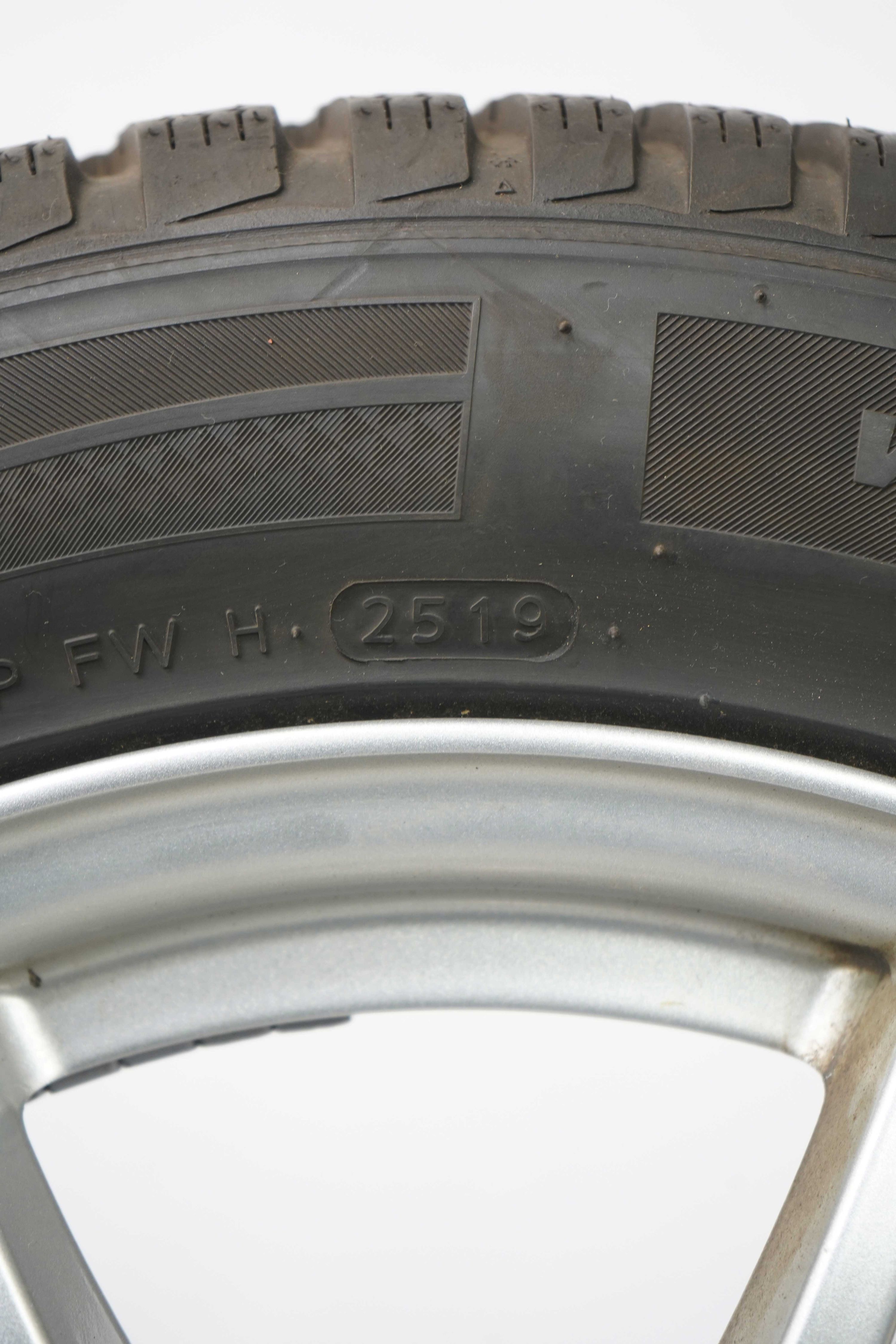 Winterkomplettradsatz-Mercedes-Benz-A246-B-Klasse-A-Klasse-A176-CLA-A117-A2464011302-Alufelge-16Zoll-Winterreifen-Hankook-WintericeptRS2-205-55-R16-94H-11