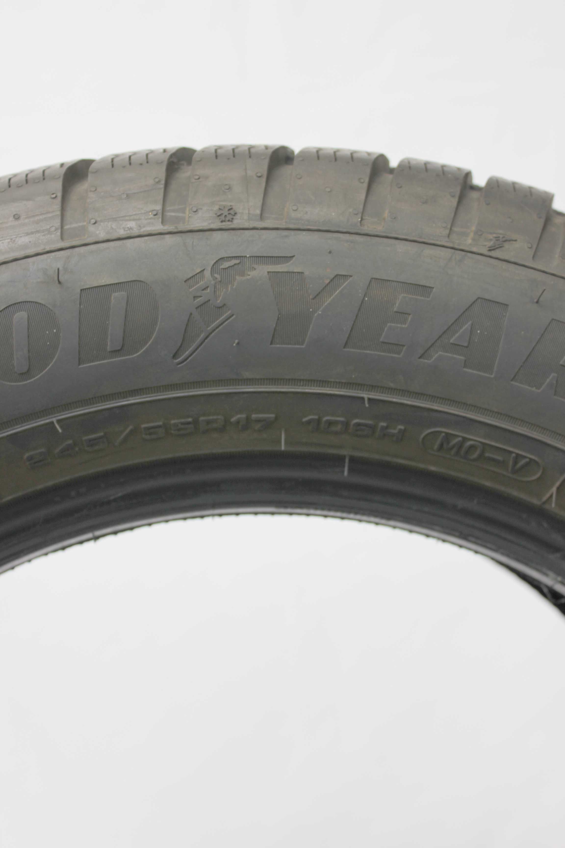 Winterreifen goodyear ultragripperformance 245 55 r17 106h xl 3 (2)