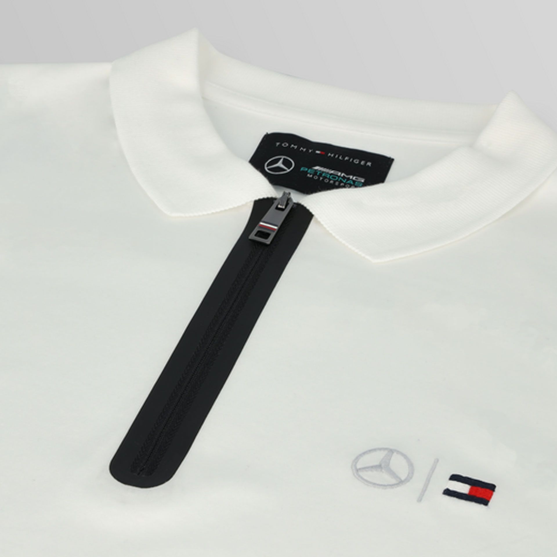 B66959001_mercedes-benz_poloshirt_weiss_tommy_hilfiger_rosier-onlieshop2