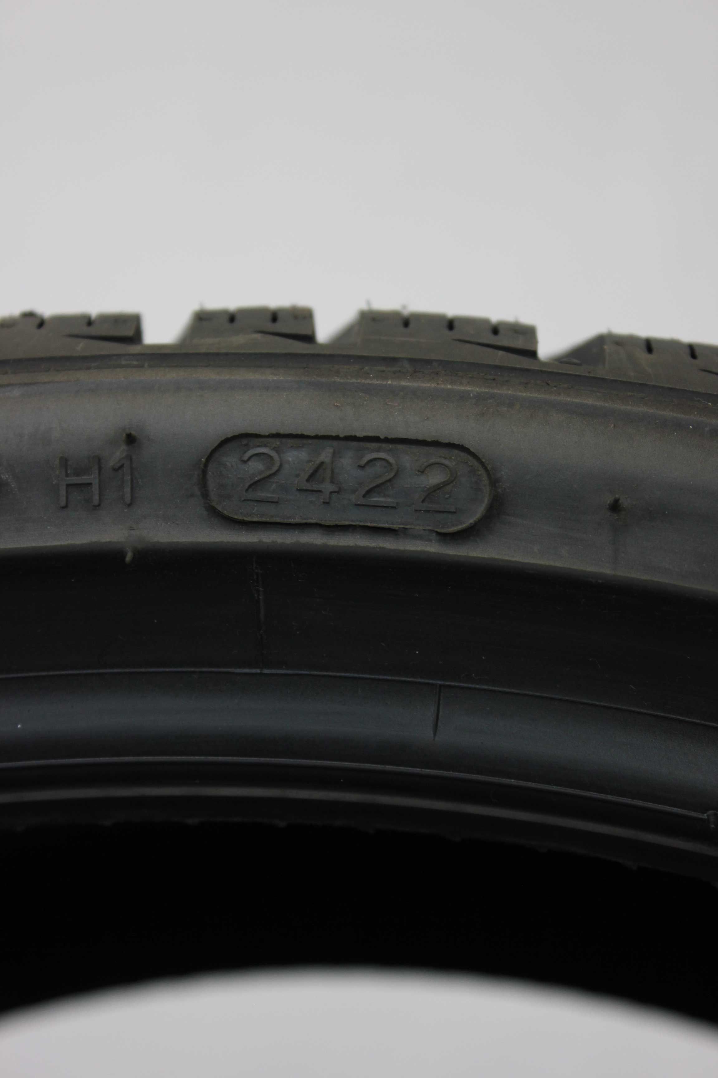 Winterreifen hankook winter icept evo3 265 30 r20 94w 4 (1)