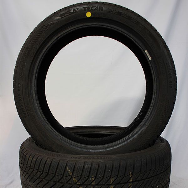 Gebrauchte winterreifen esa+tecar supergrippro rosier online shop (1) Gebrauchte winterreifen esa+tecar supergrippro rosier online shop (1)