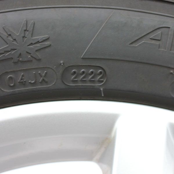 Gebrauchter-Winterkomplettradsatz-Volkswagen-5G-Rosier-Online-Shop-11_(2)