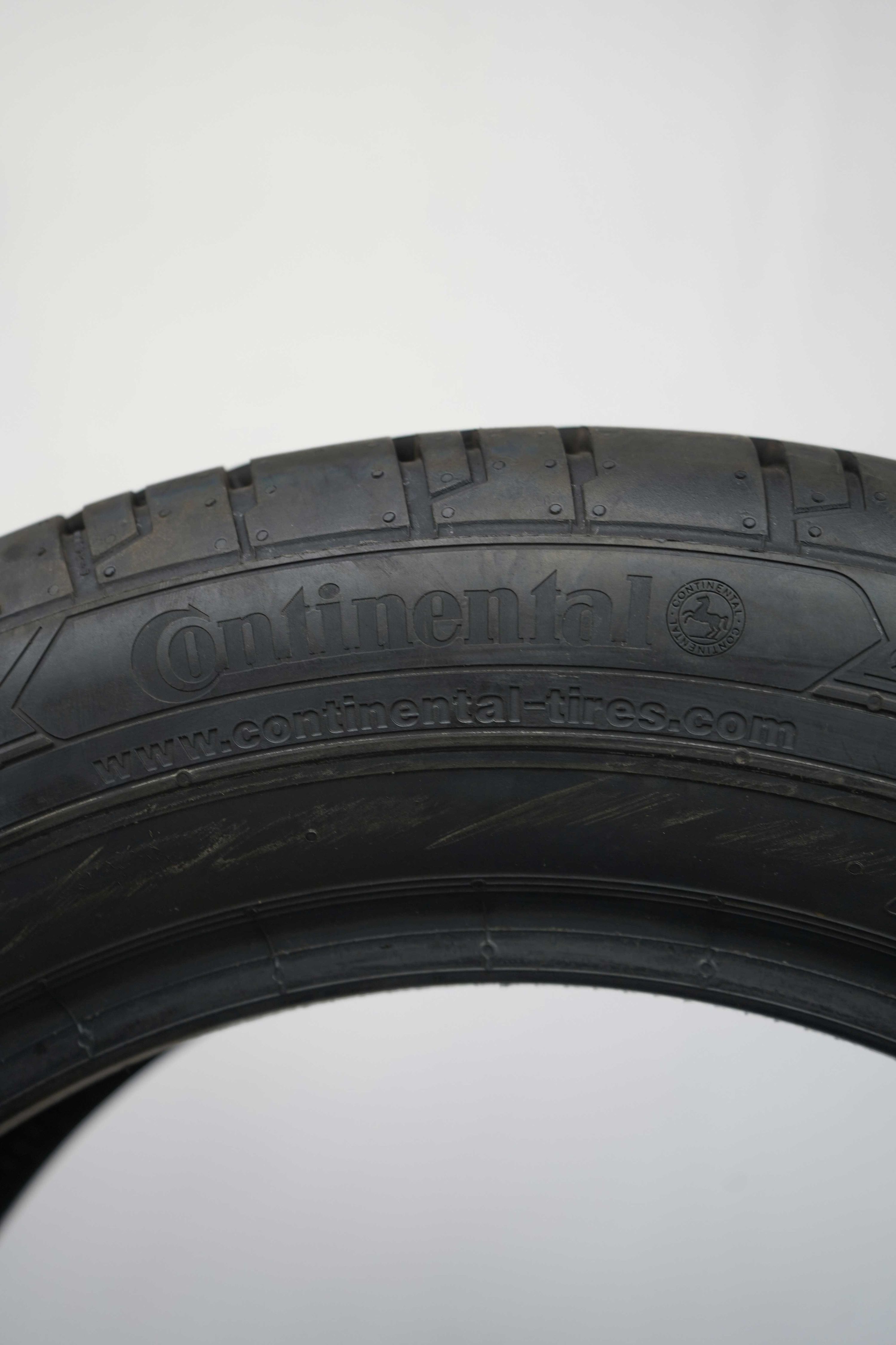 Sommerreifen-Continental-ContiVanContact200-225-55-R17-101V-1