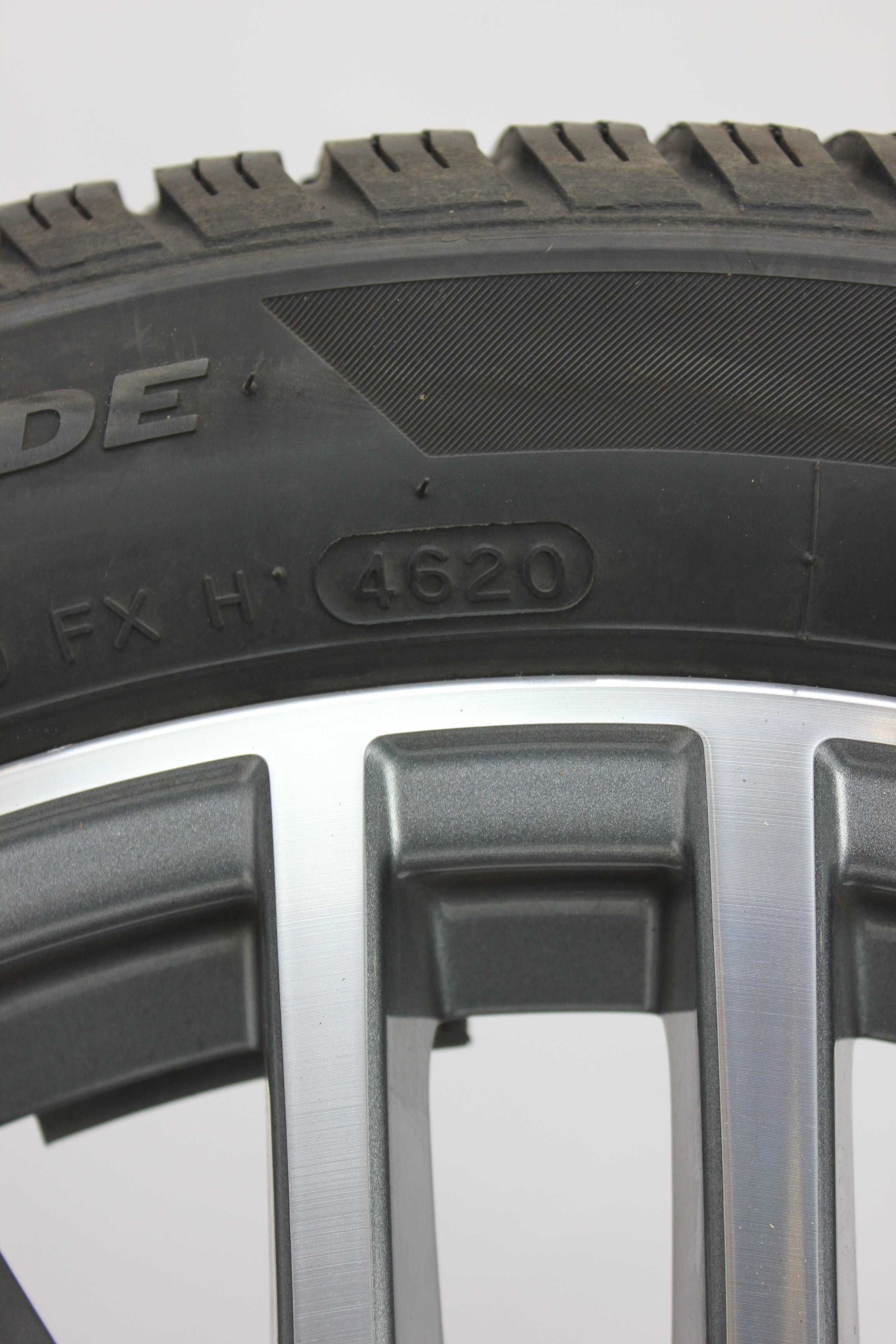 Winterkomplettradsatz-Mercedes-Benz-A-Klasse-A177-Alulfelge-18Zoll-A1774010600-Winterreifen-Hankook-Winter-icept-evo2-225-45-R18-91H-8